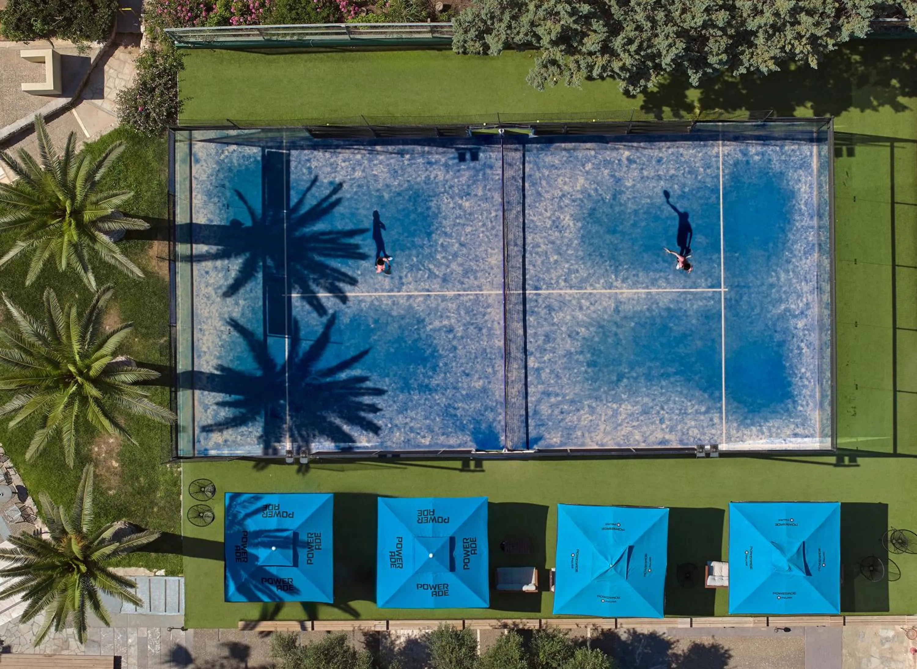 Tennis court in Aquila Rithymna Beach