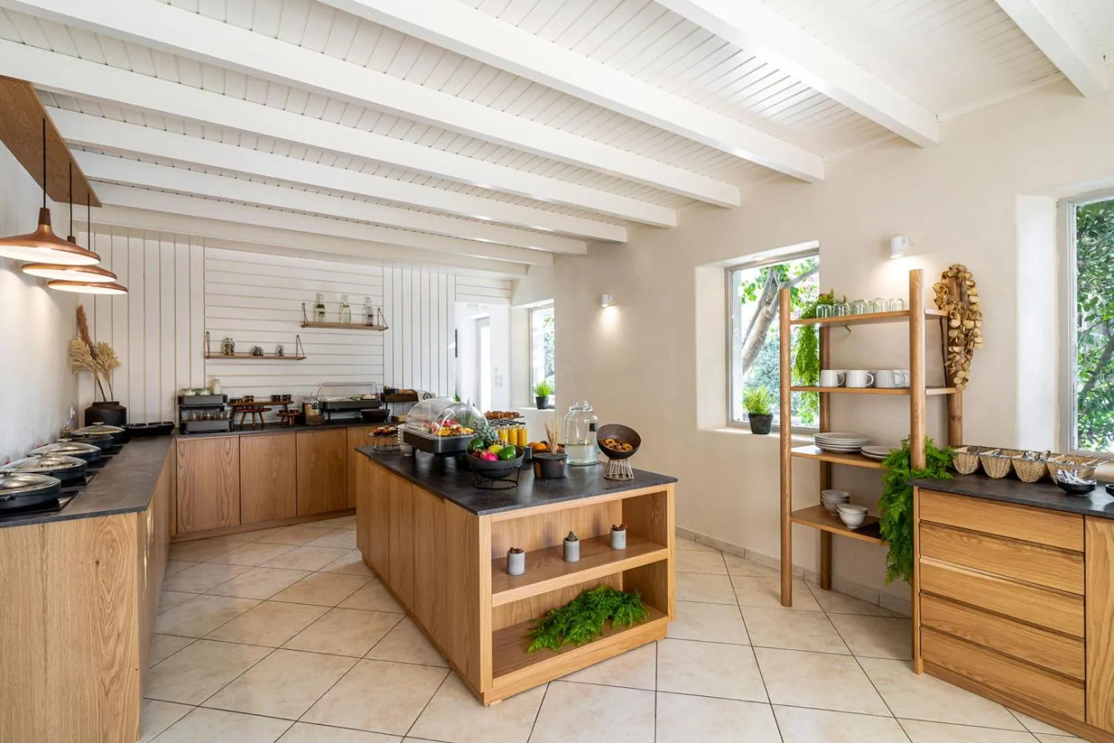 Food and drinks in Marillia Village