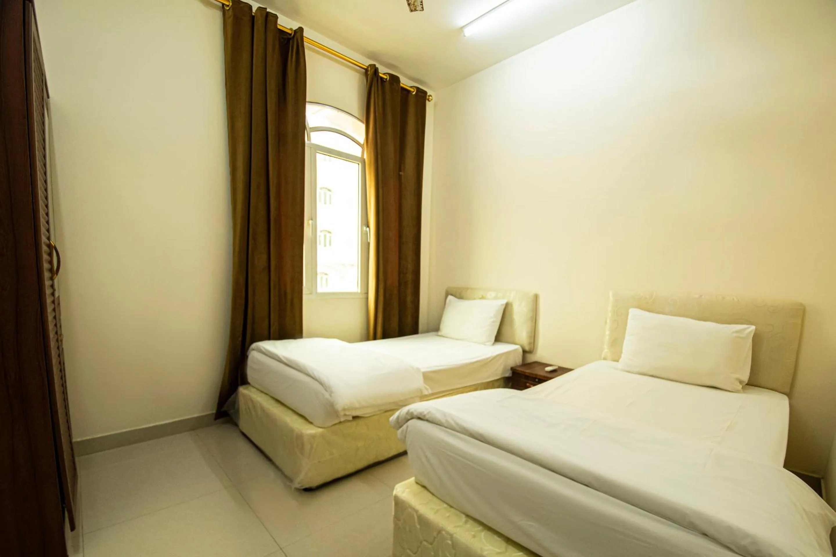 Bedroom, Bed in Super OYO 146 Jandul Salalah Furnished Apartment