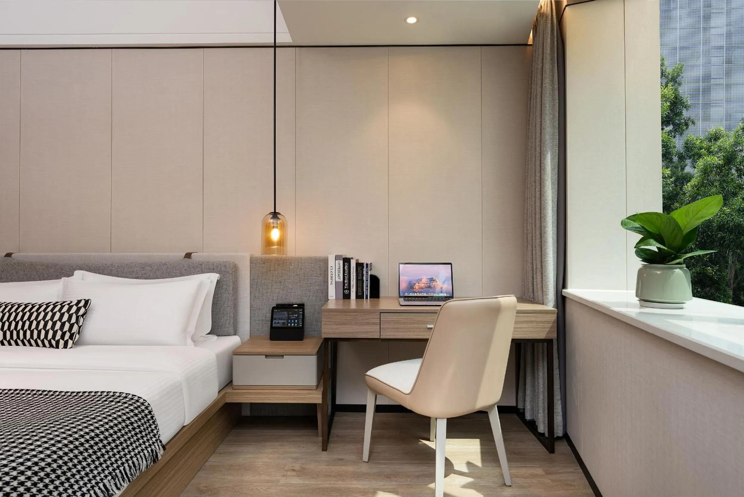 Bed in CM Serviced Apartment Shenzhen Dongmen