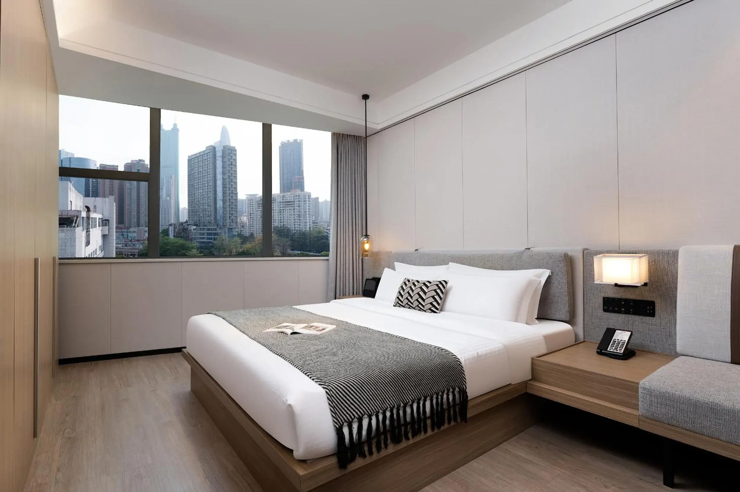 Studio Deluxe - single occupancy in CM Serviced Apartment Shenzhen Dongmen Studio Deluxe - single occupancy in CM Serviced Apartment Shenzhen Dongmen