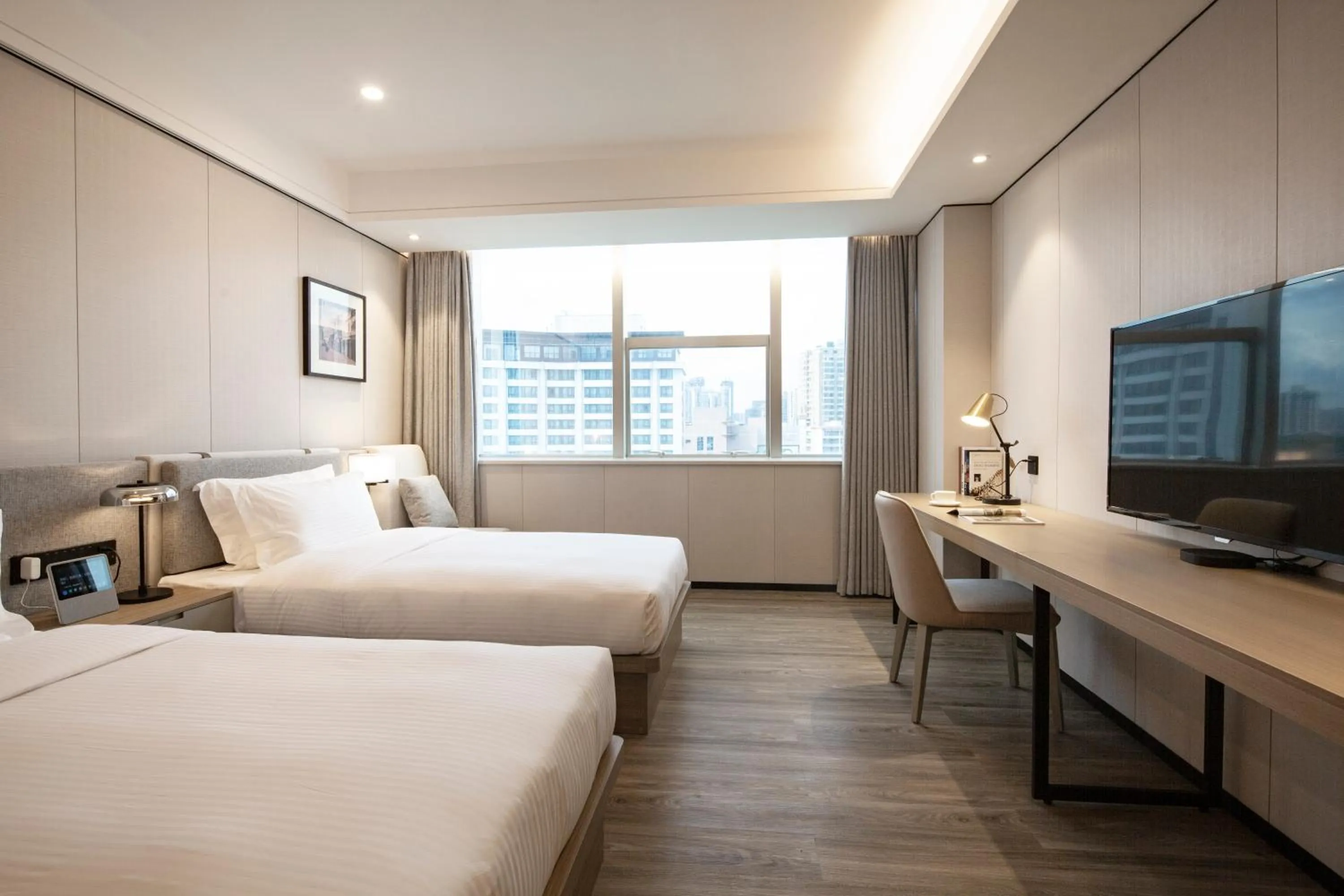 Photo of the whole room, Bed in CM Serviced Apartment Shenzhen Dongmen