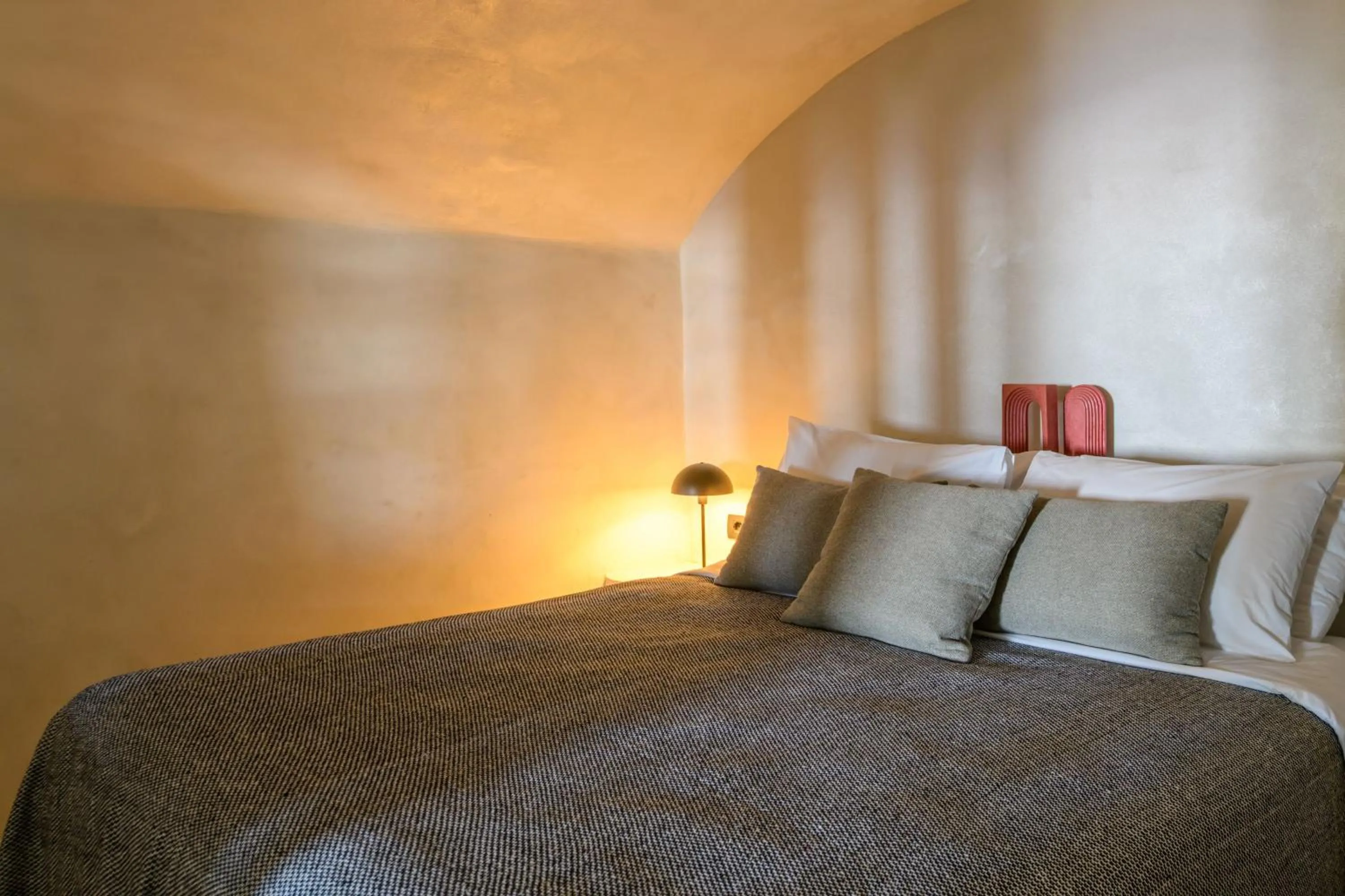 Bed in Andromeda Villas & Spa Resort