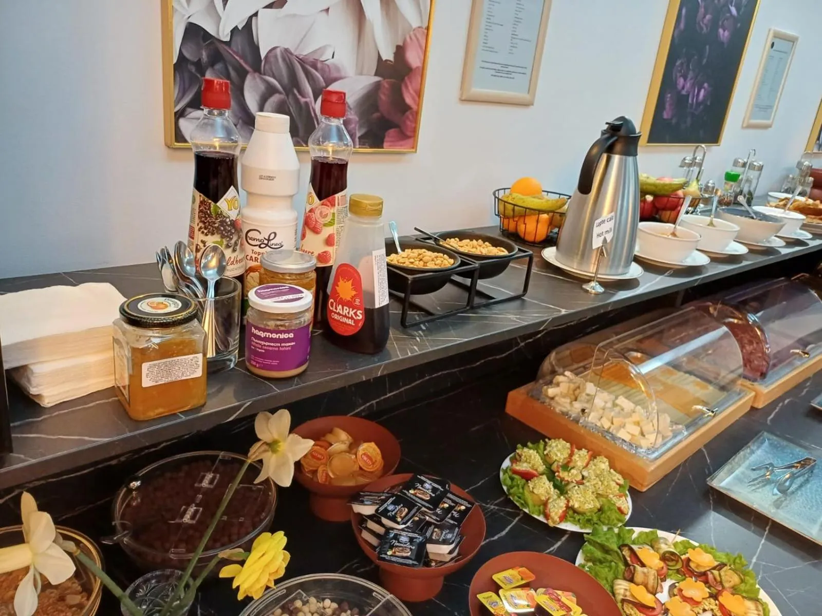 Breakfast in Hotel Excelsior By TimHotels