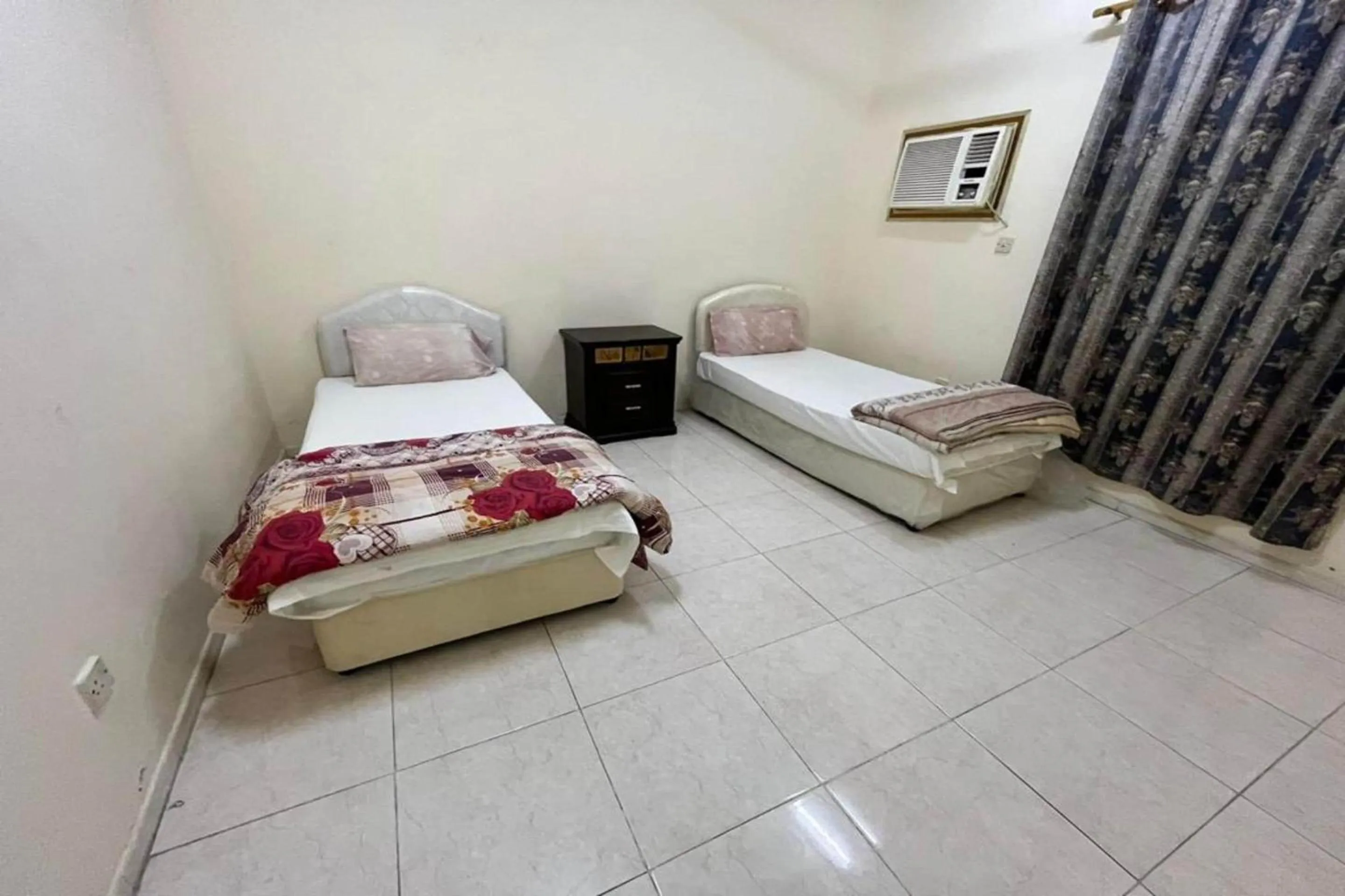 Bedroom, Bed in Super OYO 149 Bait Al Ghubaira Furnished Flat