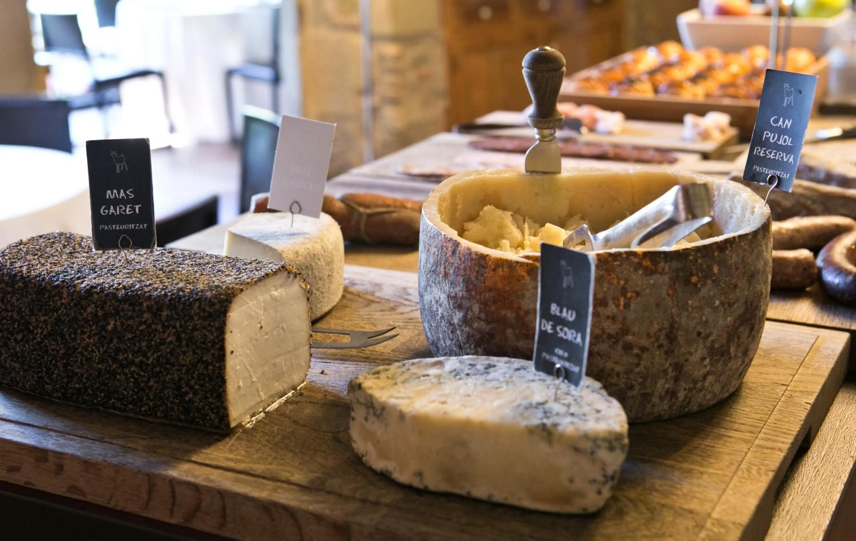 Buffet breakfast in Mas Albereda