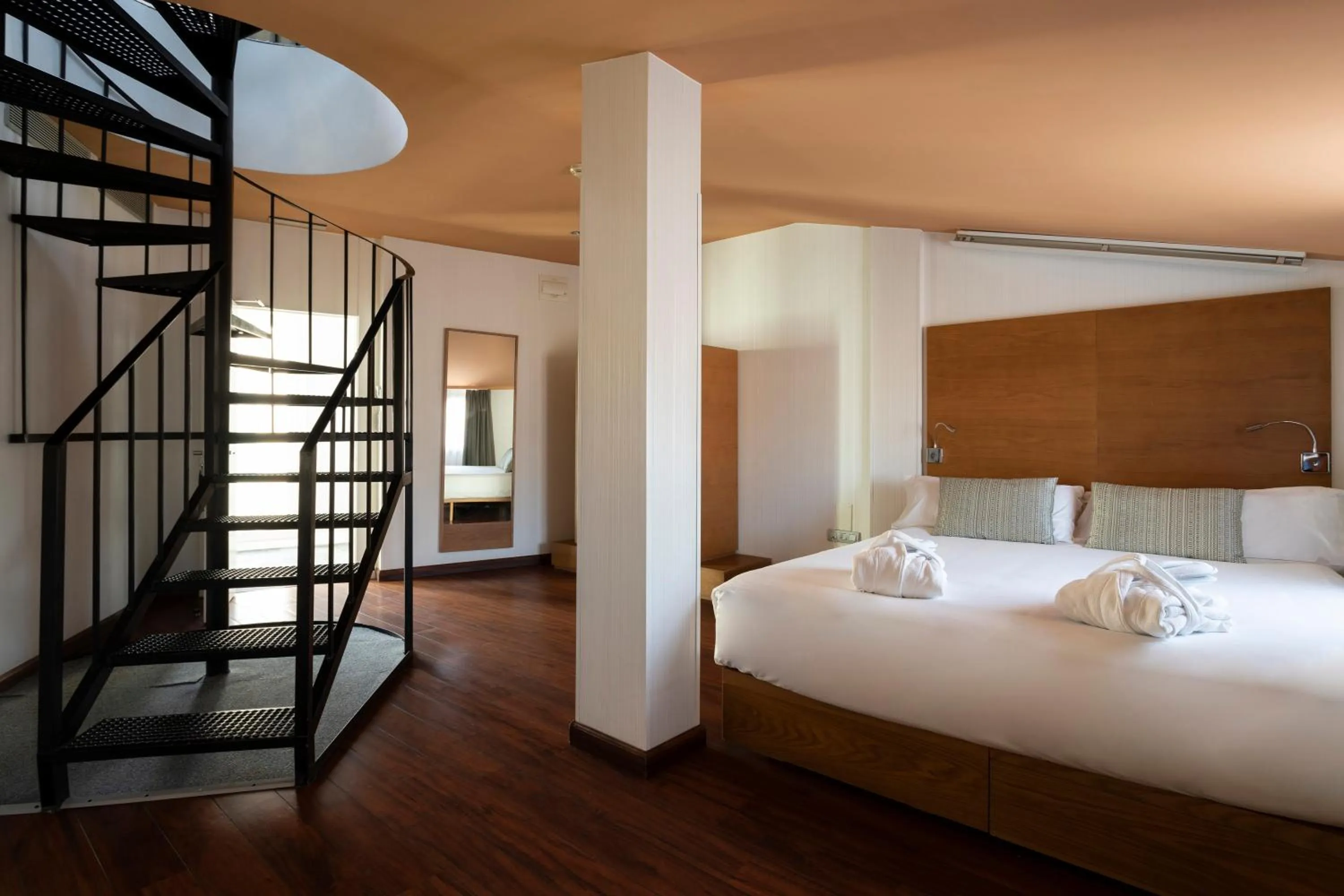 Bed in Petit Palace Plaza Málaga