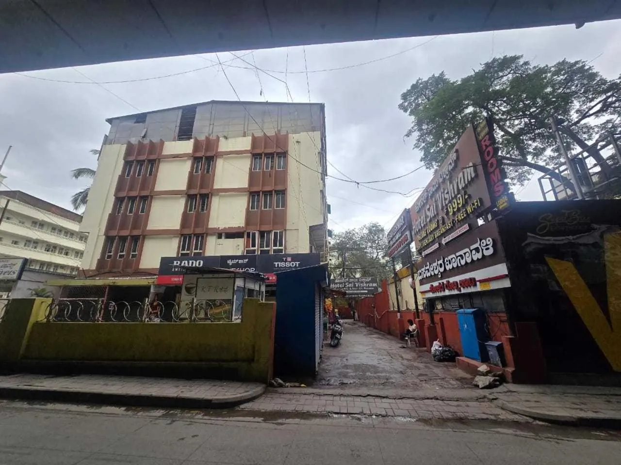 Facade/entrance in Hotel O Sai Vishram