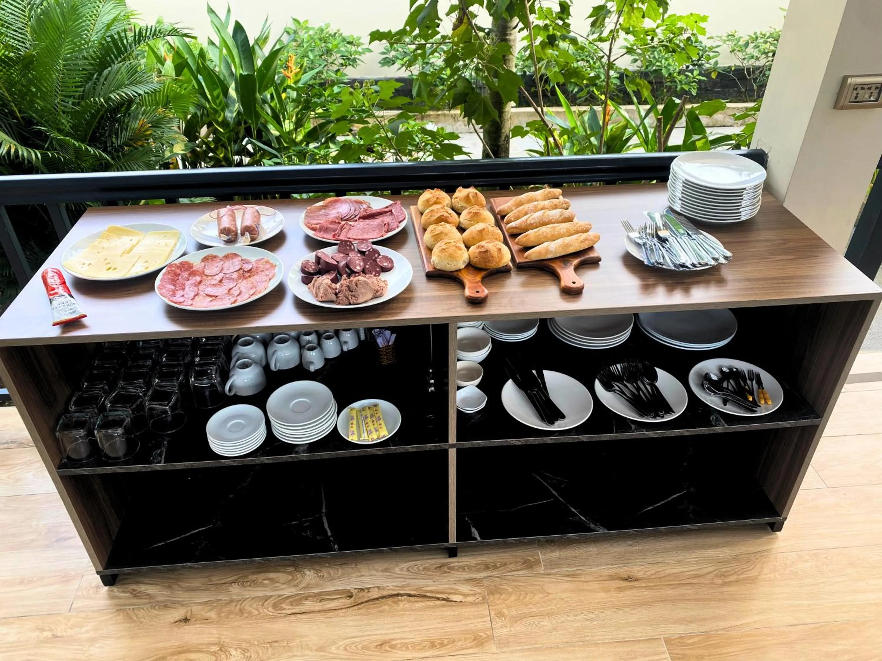 Food in LAM BUNGALOW Resort & Spa