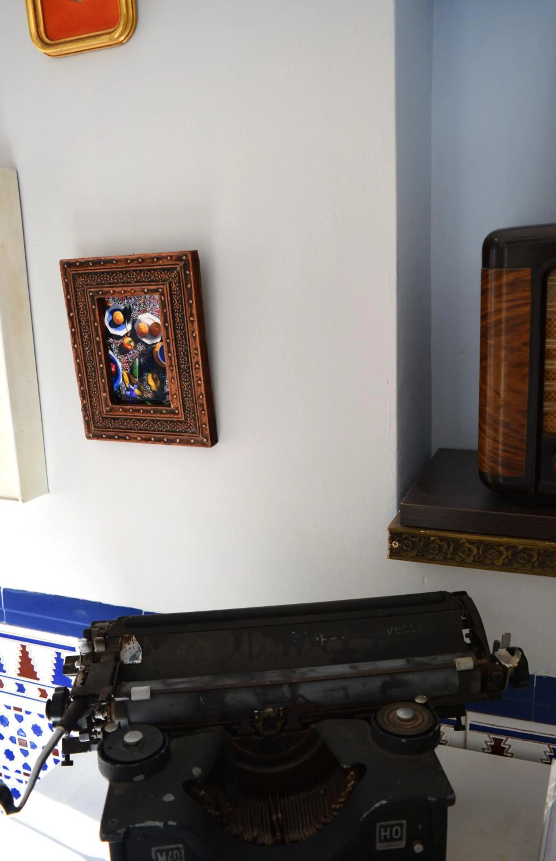 Decorative detail in Pensión Aduar