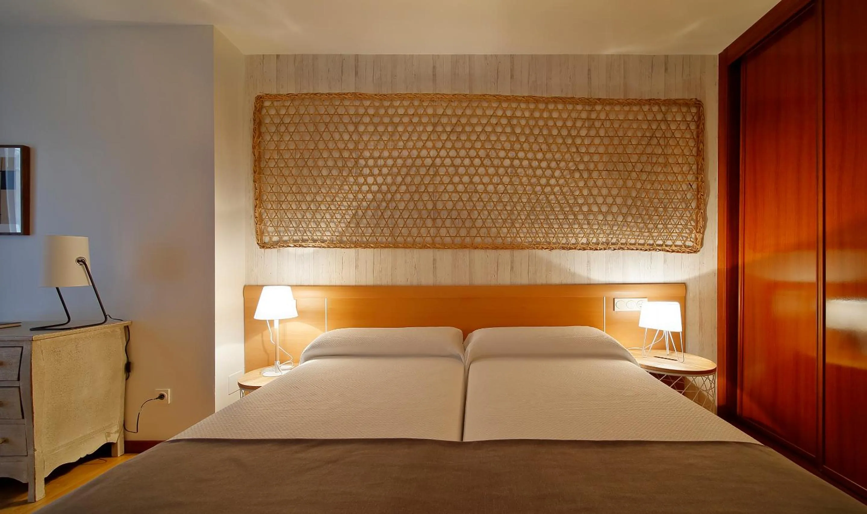 Decorative detail, Bed in Apartamentos Urban Blue, Blue Hotels