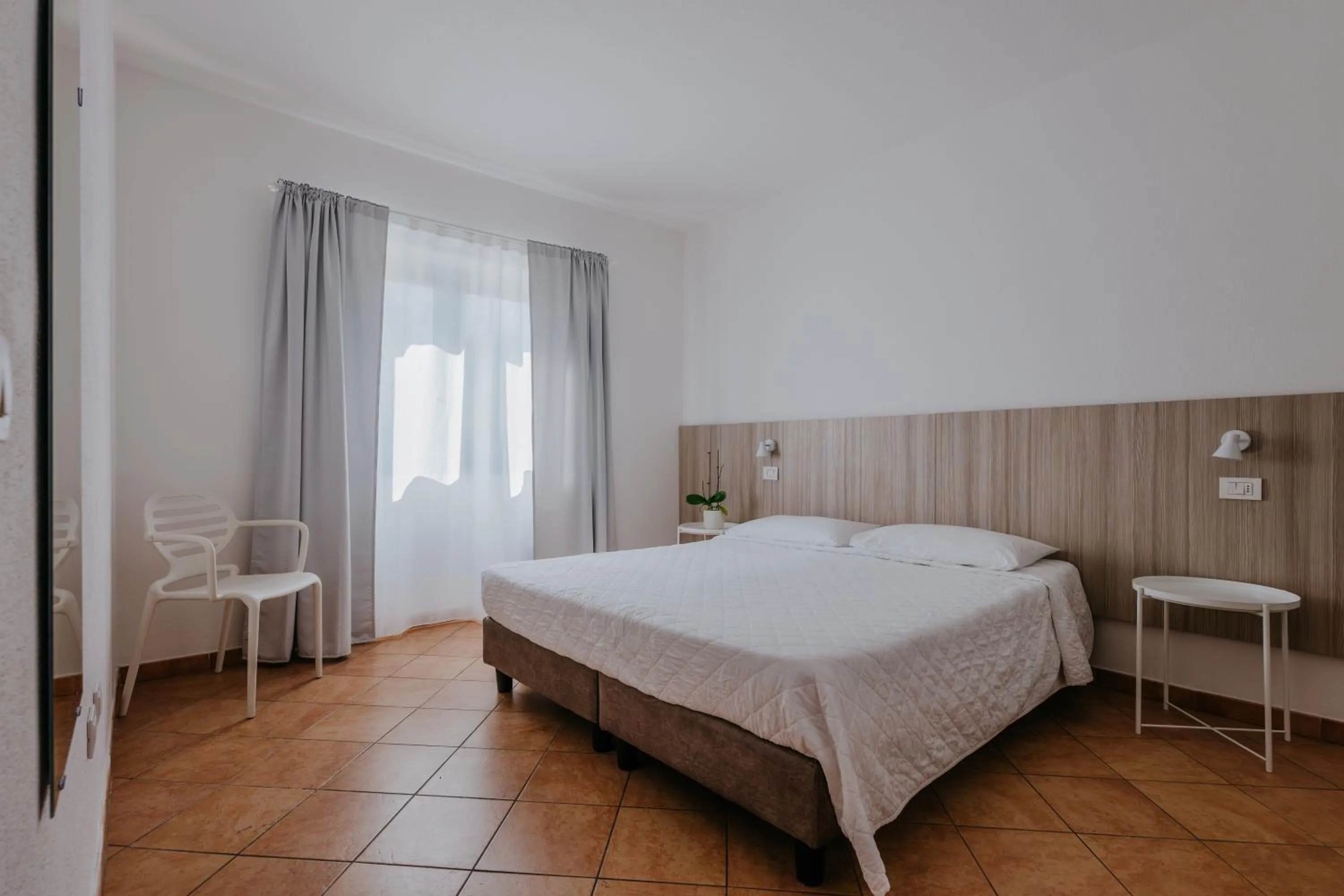 Photo of the whole room, Bed in La Smeraldina Resort