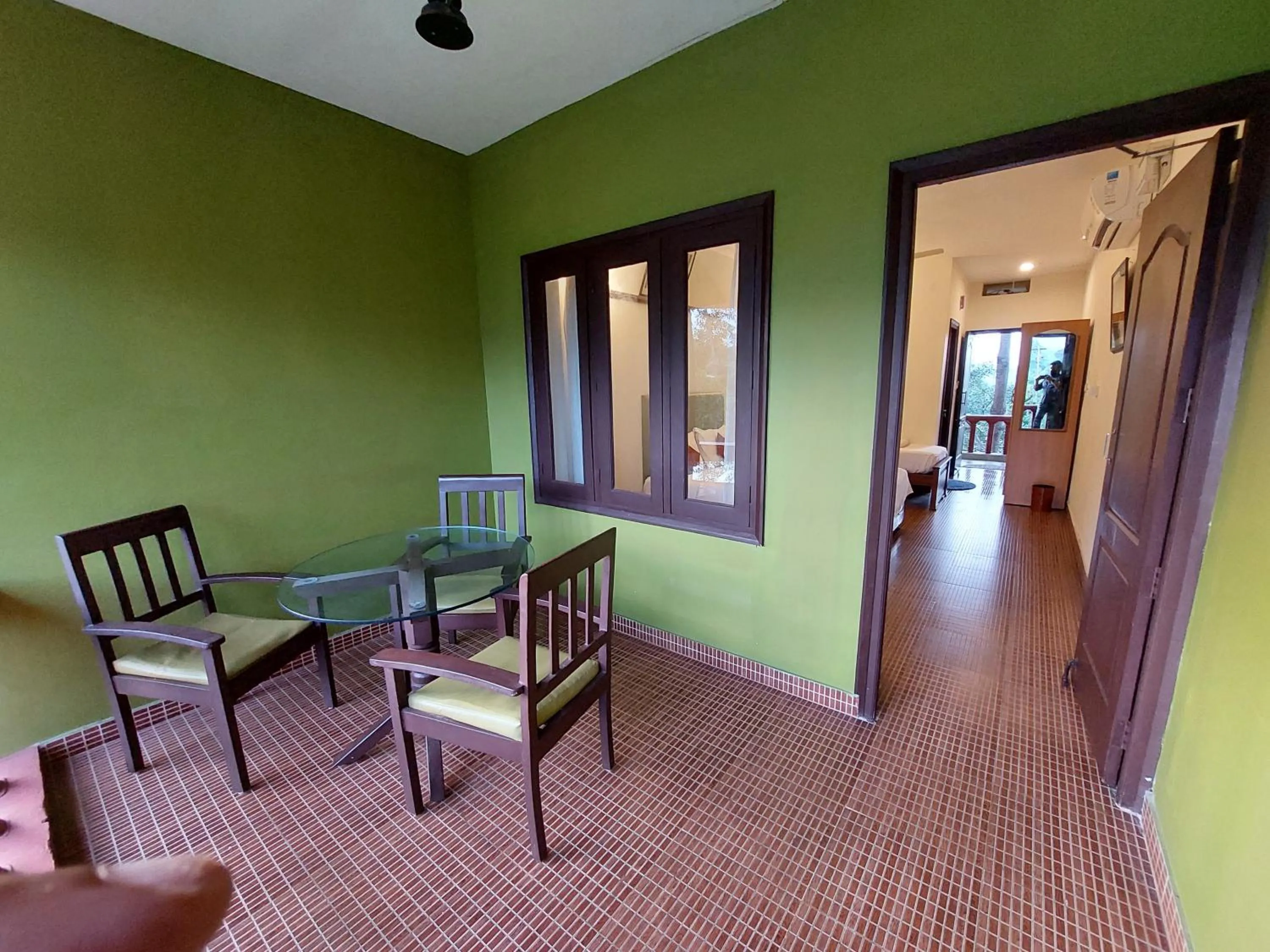 Dining area in THE TIGER PAW RESORT