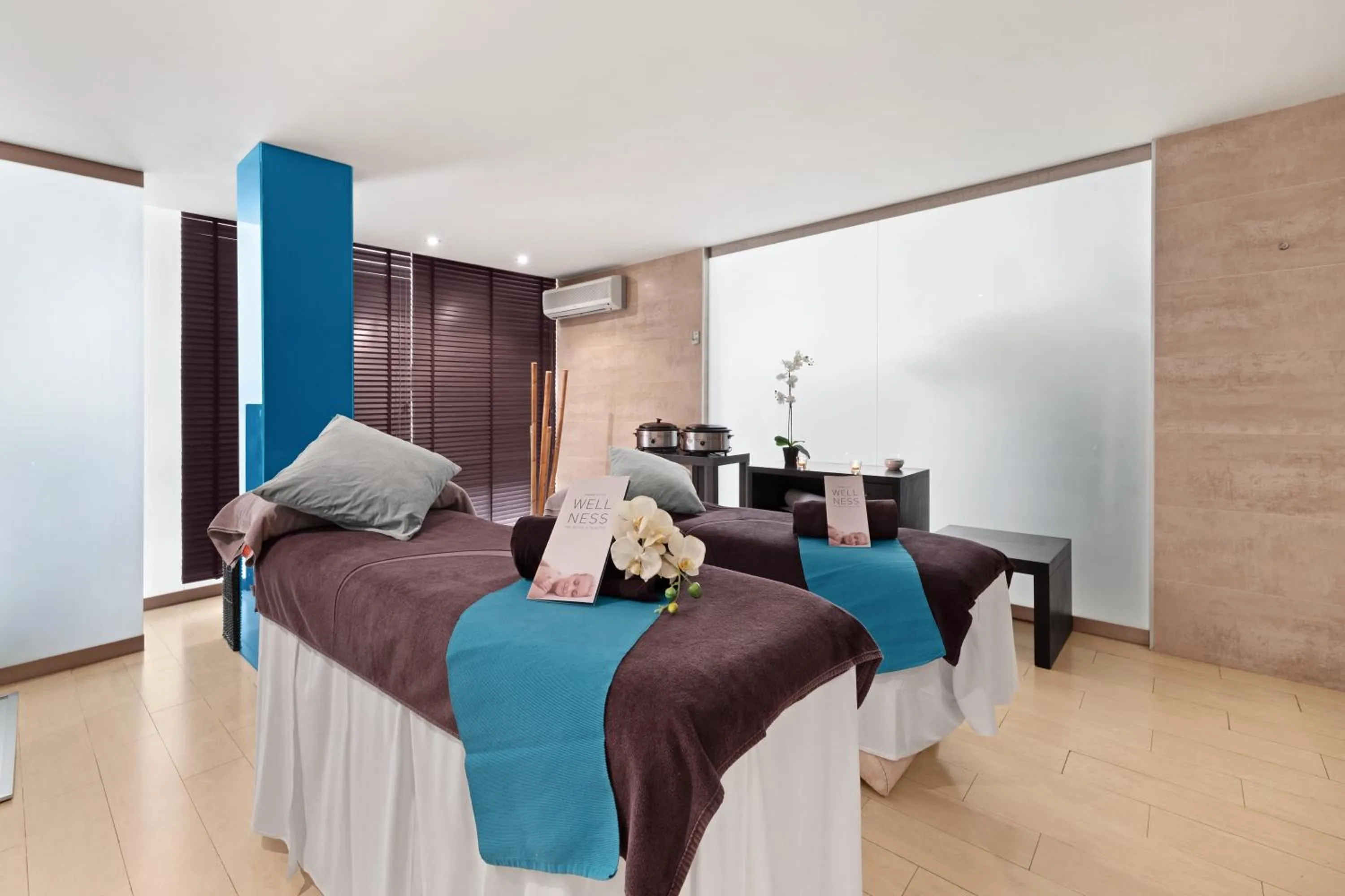 Spa and wellness centre/facilities, Bed in Occidental Cala Viñas