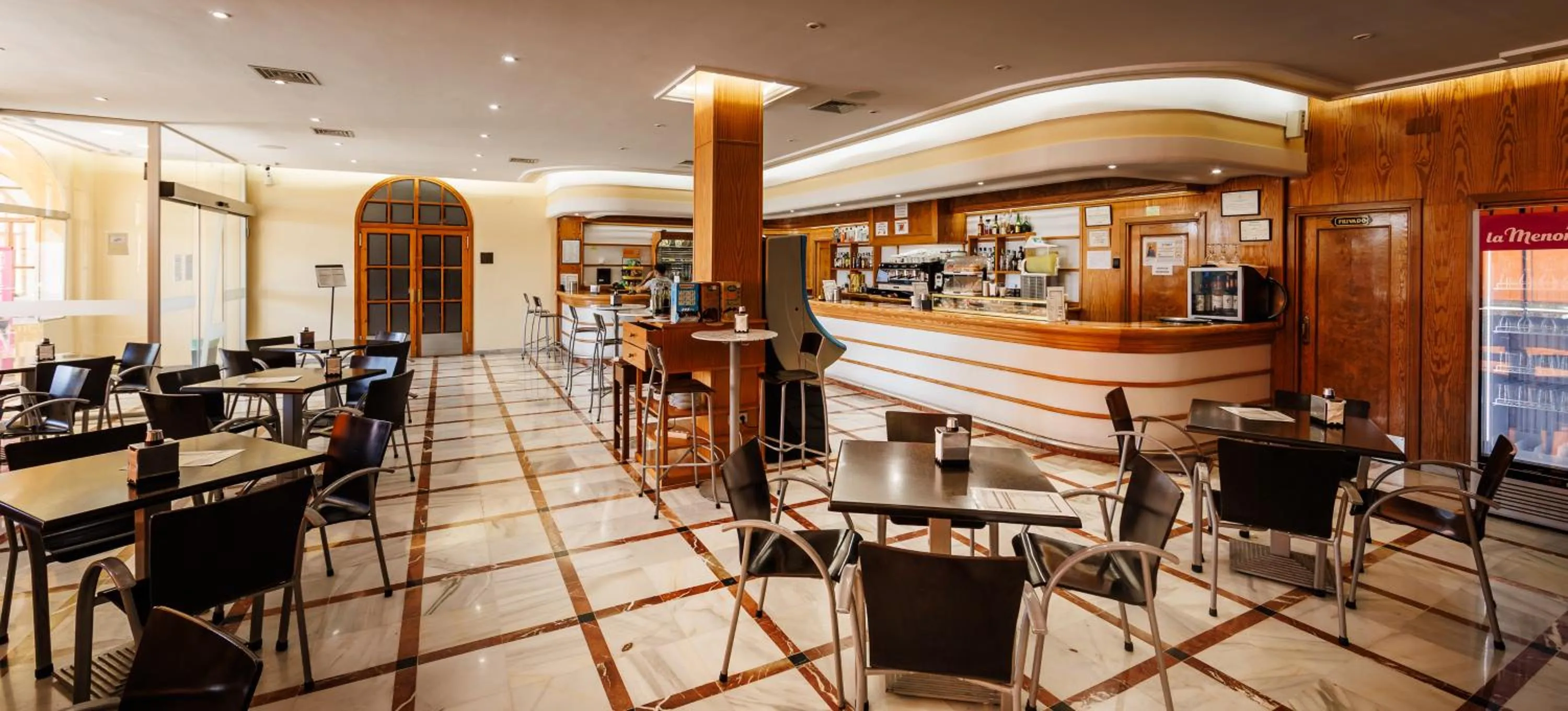 Lounge or bar in Hotel Acosta Vetonia