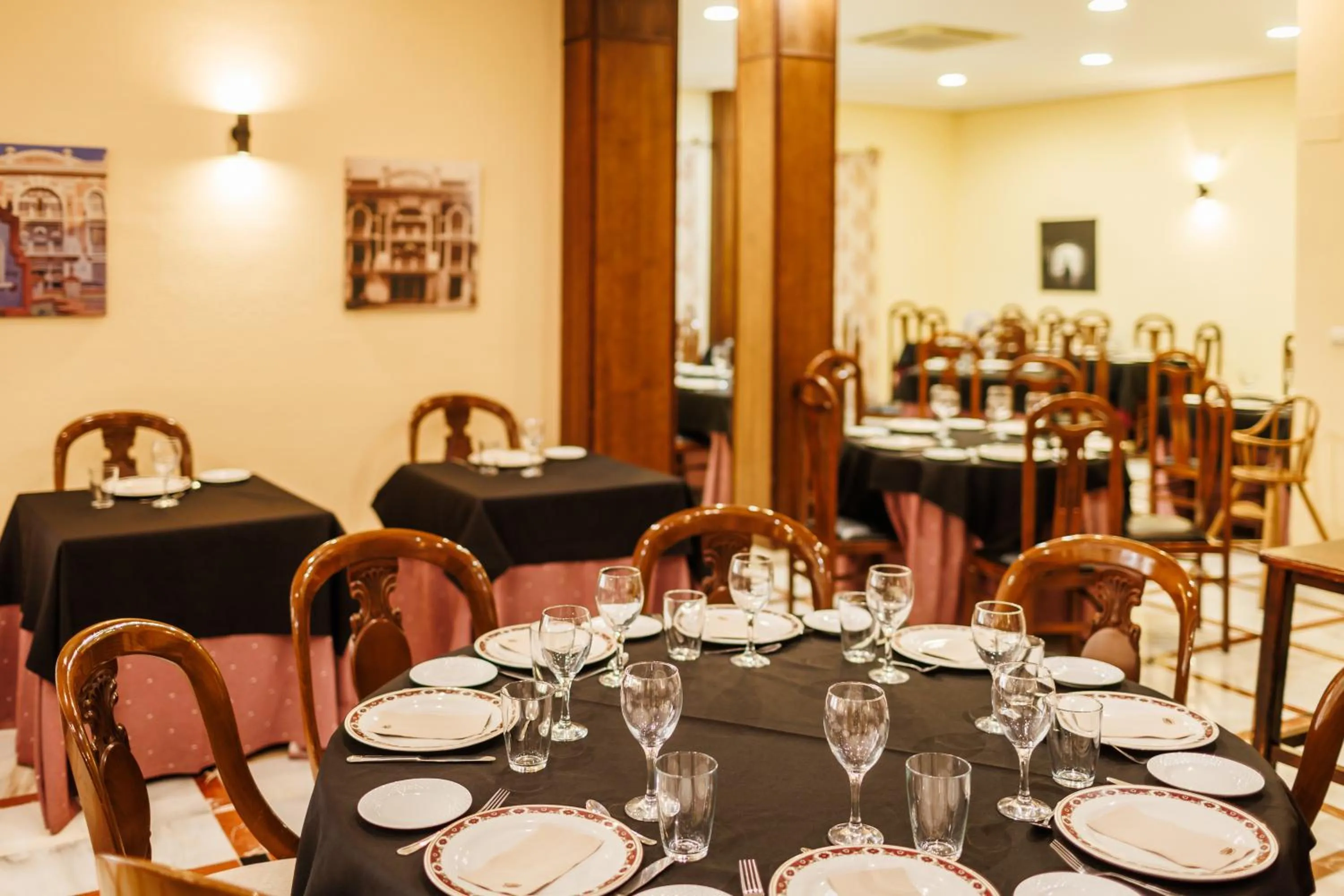Restaurant/places to eat in Hotel Acosta Vetonia