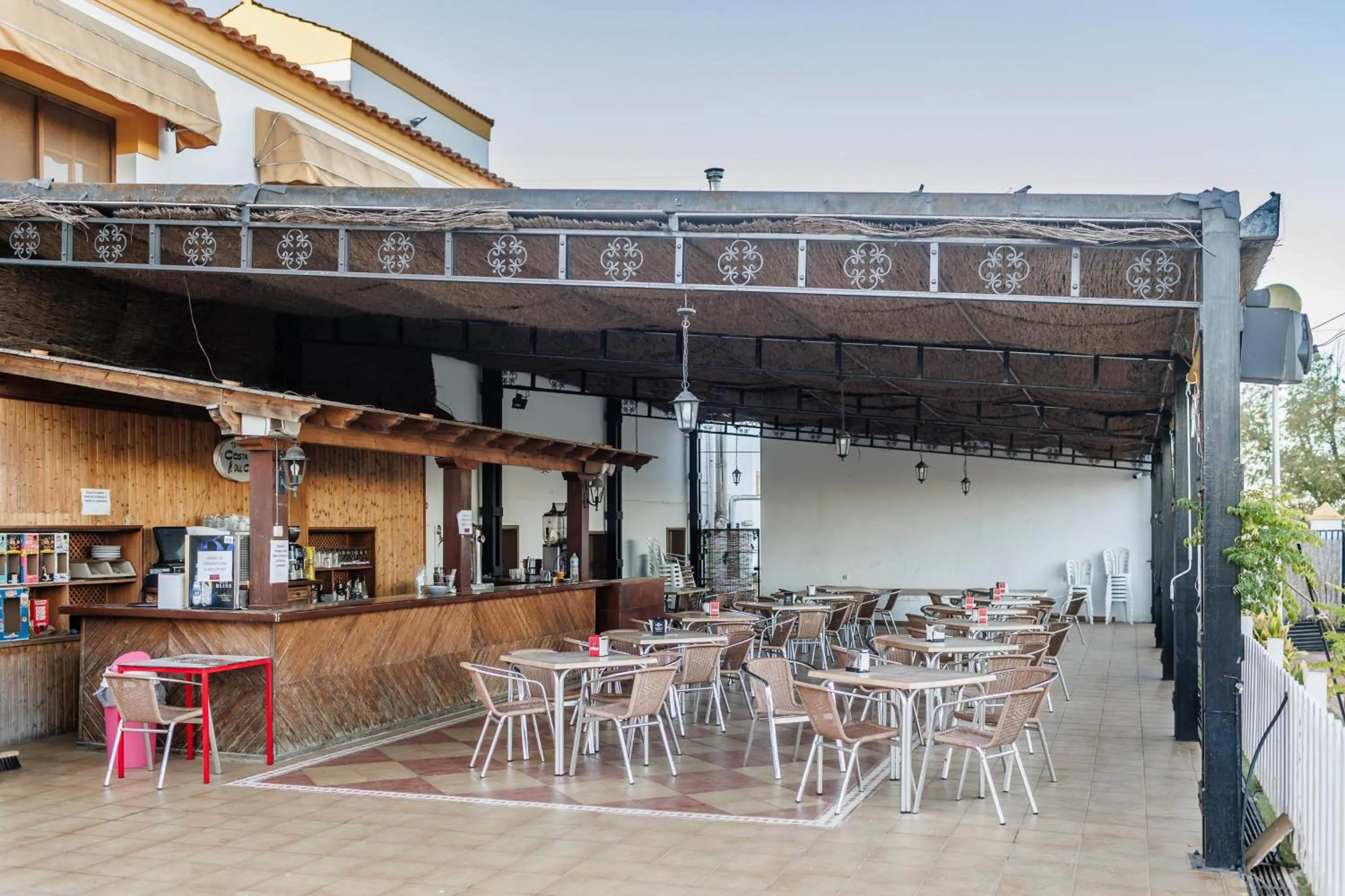 Swimming pool in Hotel Acosta Vetonia