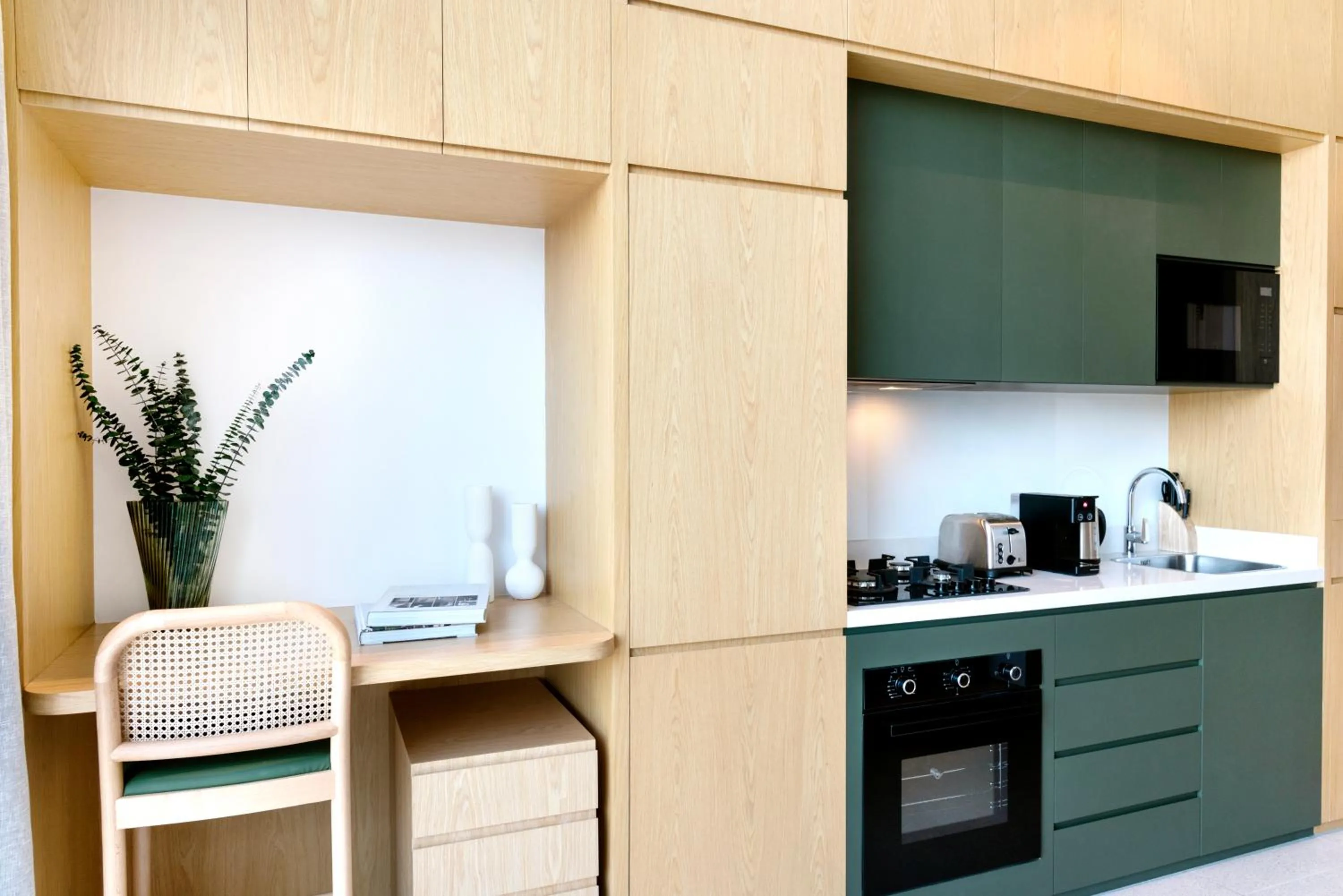 Coffee/tea facilities in The Muse