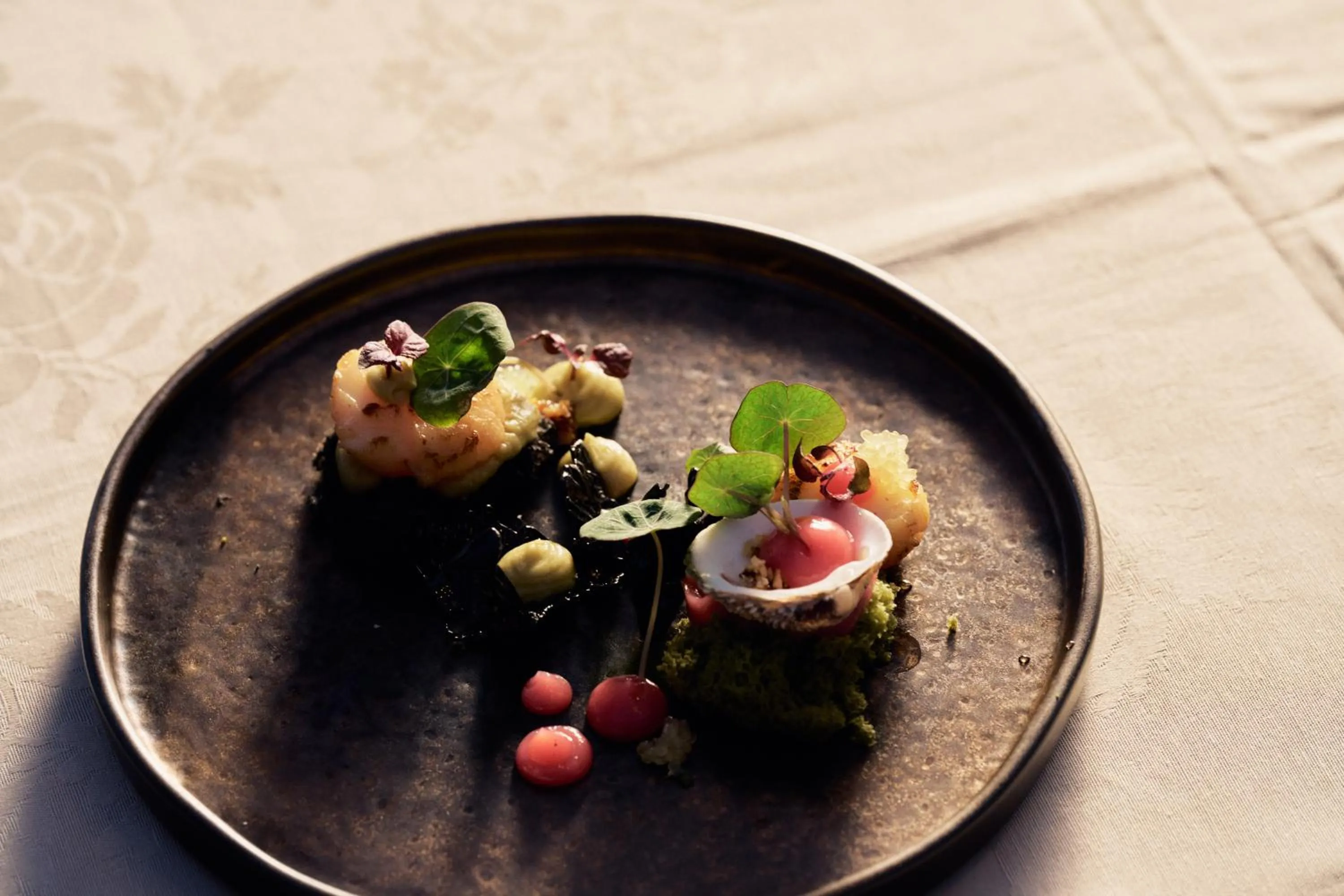 Restaurant/places to eat in Kivotos Mykonos - Preferred Hotels & Resorts