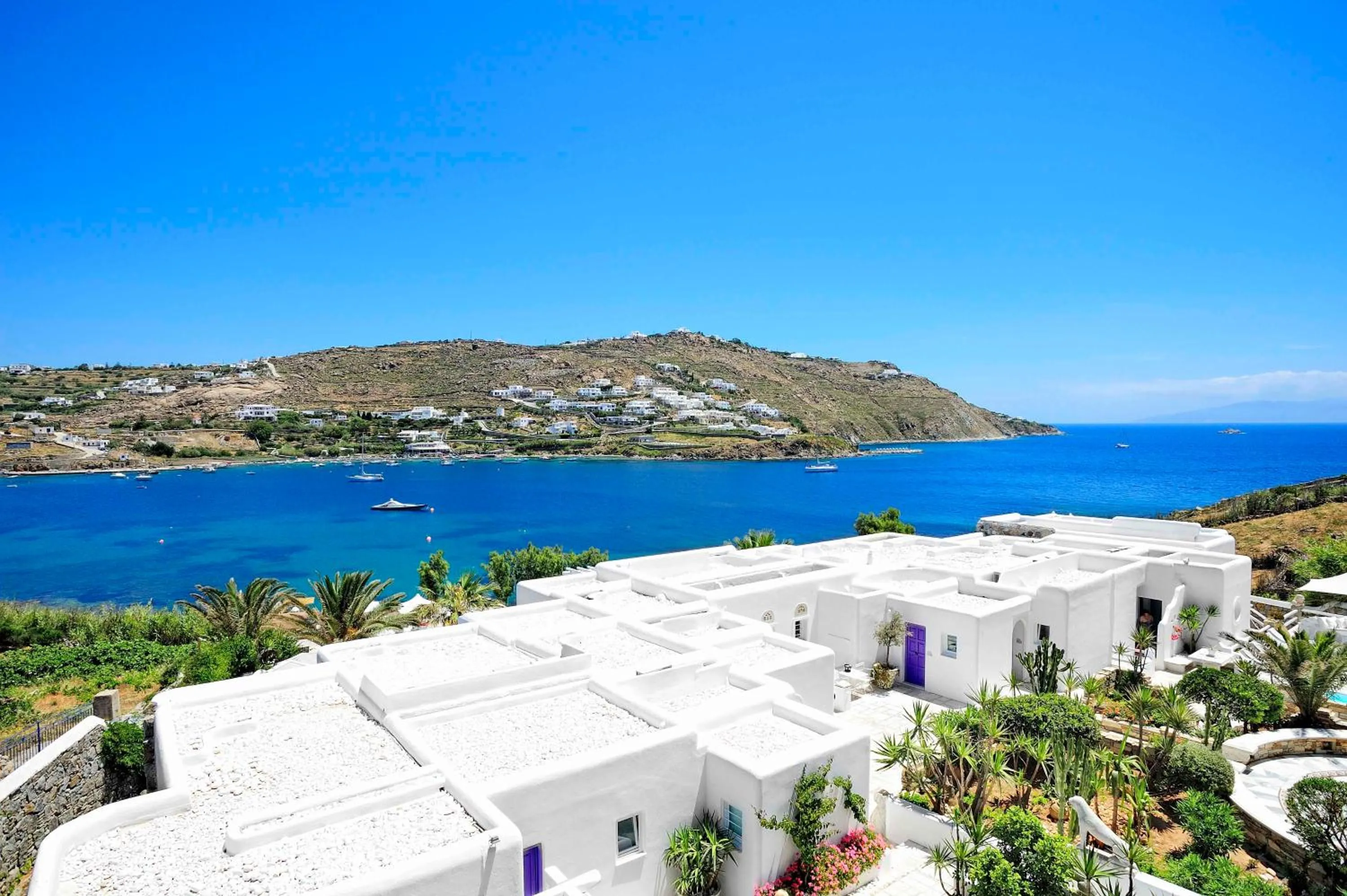 Property building in Kivotos Mykonos - Preferred Hotels & Resorts