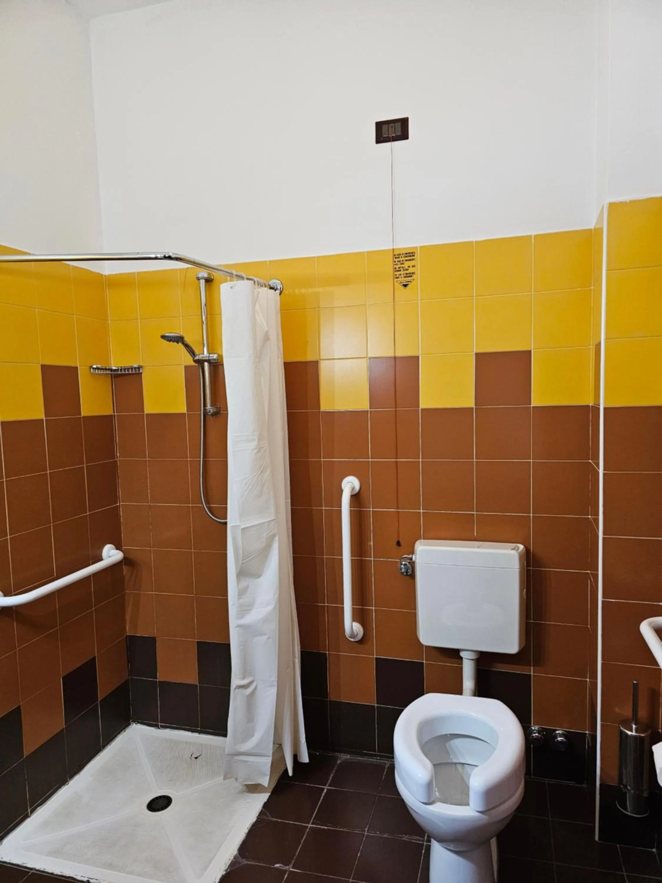 Bathroom in Hotel Arcadia