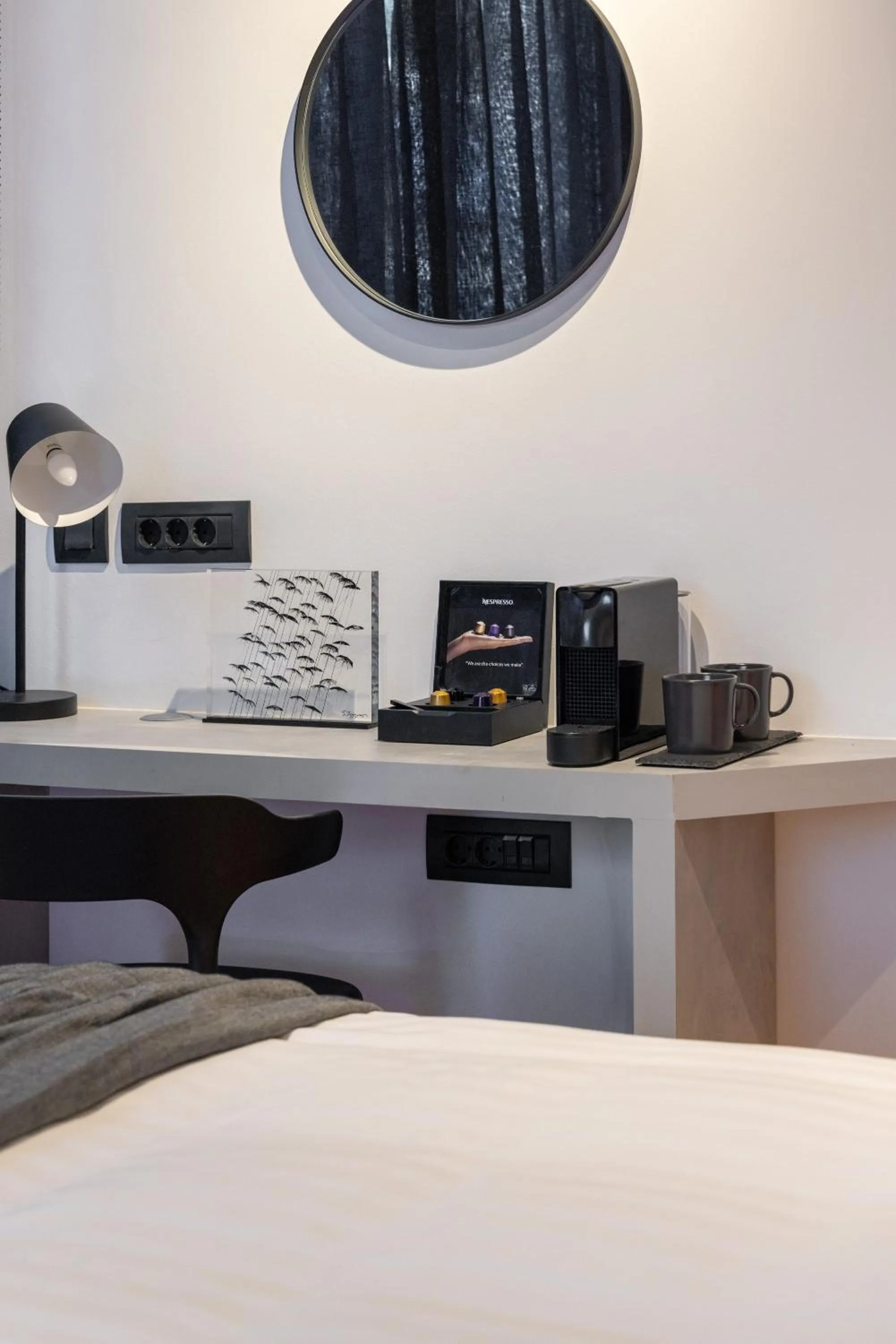 Coffee/tea facilities, Bed in Koniama Acropolis