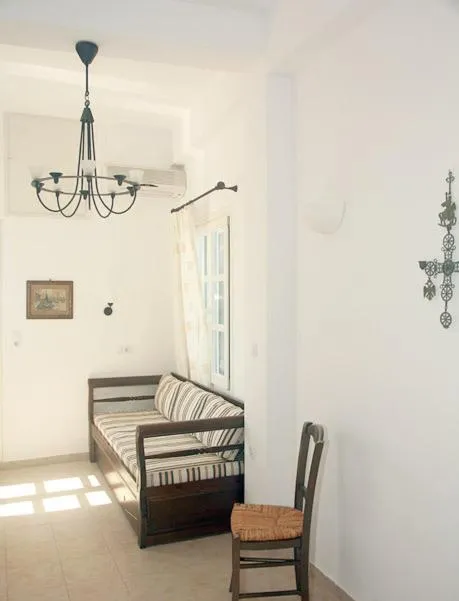 Seating area, Bed in Panorama Hotel