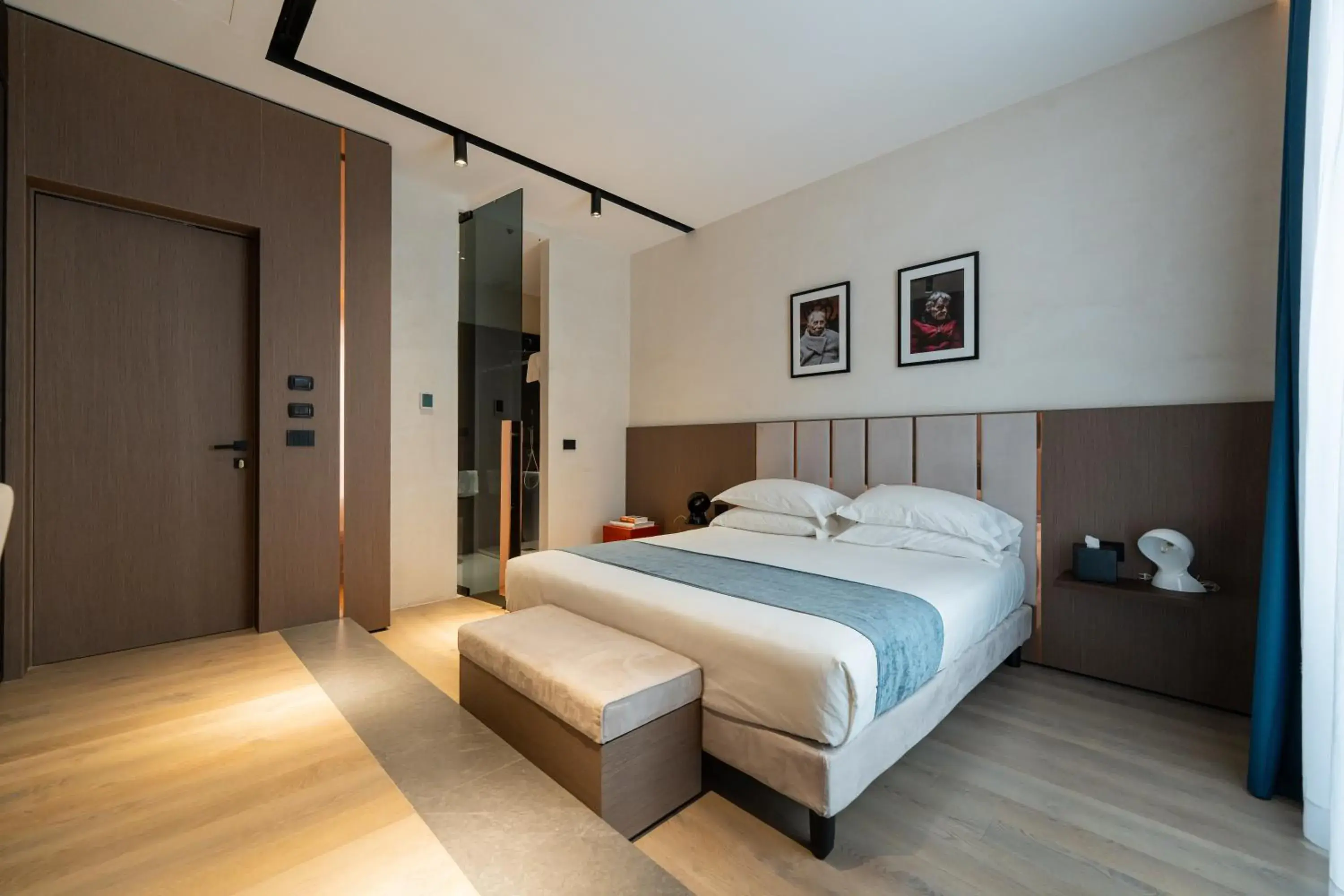 Superior Double Room in Agra Suites Superior Double Room in Agra Suites