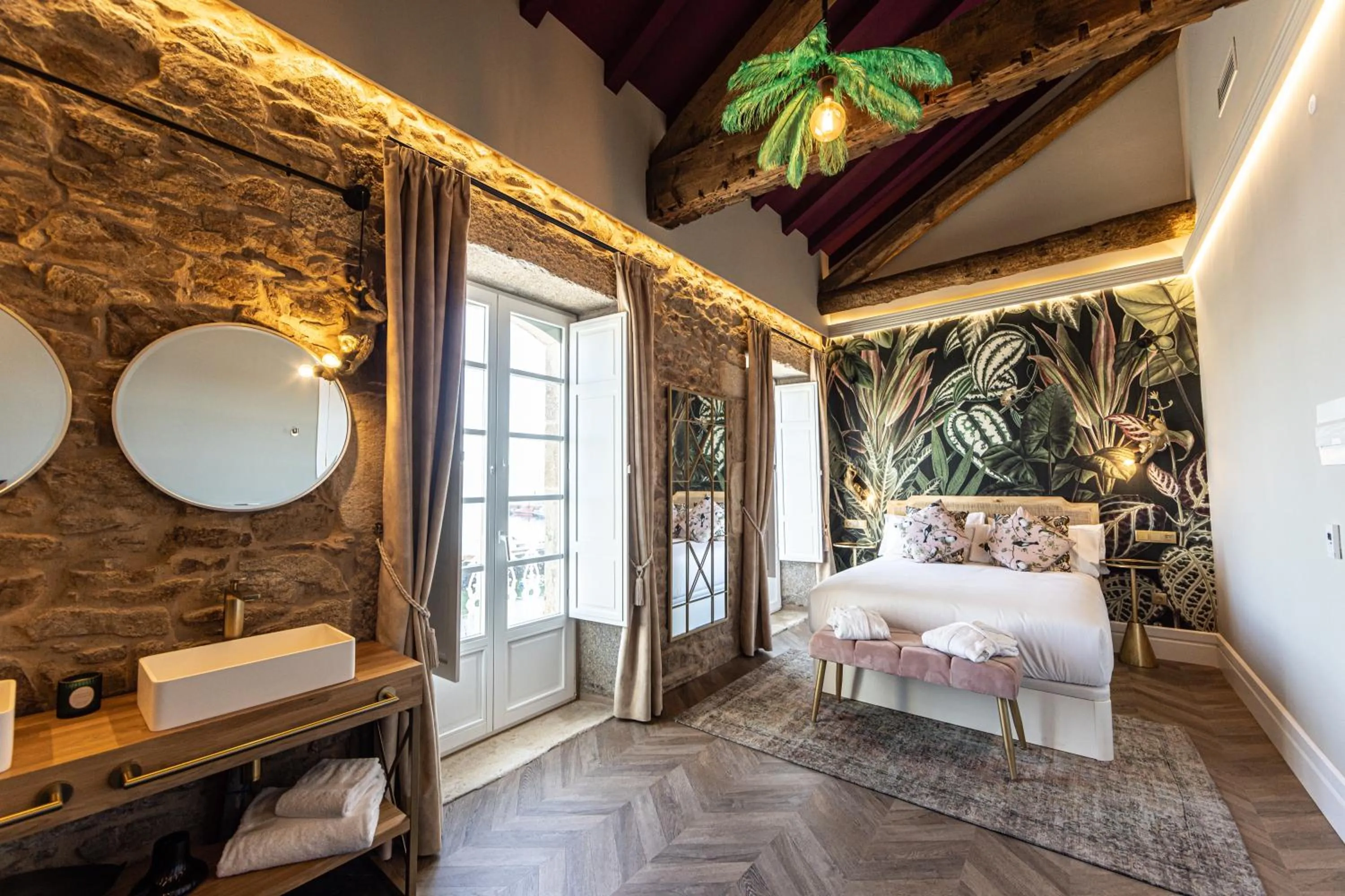 Bed in Hospedium Hotel Barómetro de Camariñas