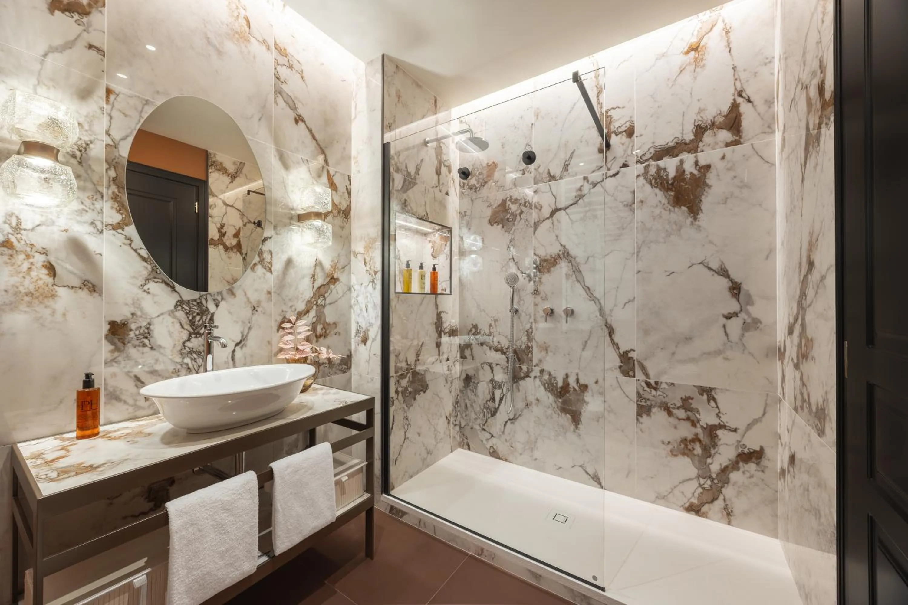 Shower in Maison Santa Croce