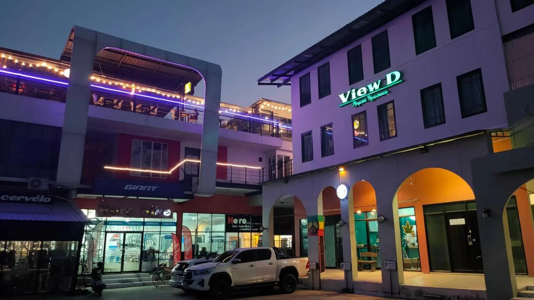 Property building in View Dee BKK Airport Residence