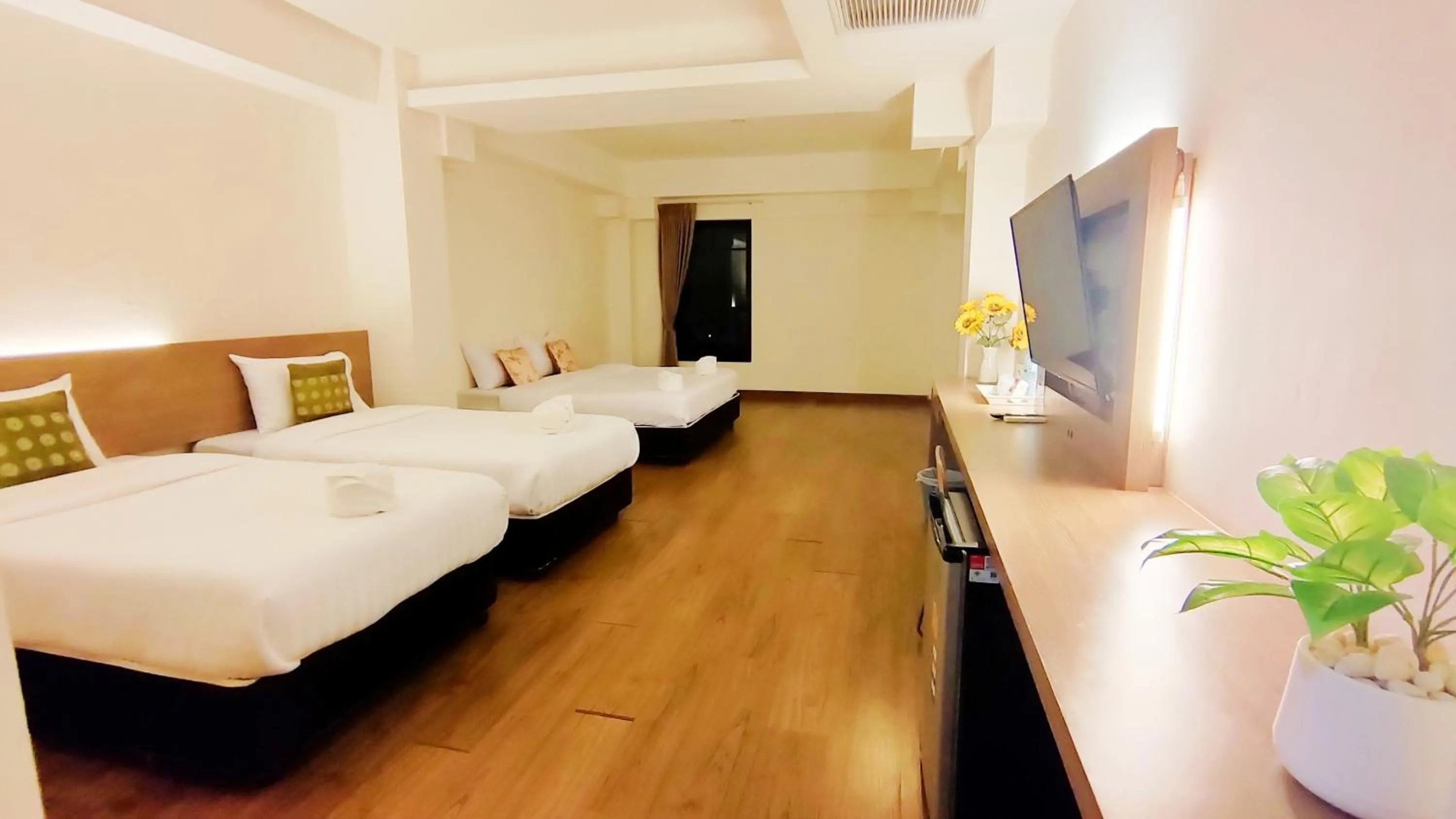 Photo of the whole room, Bed in View Dee BKK Airport Residence