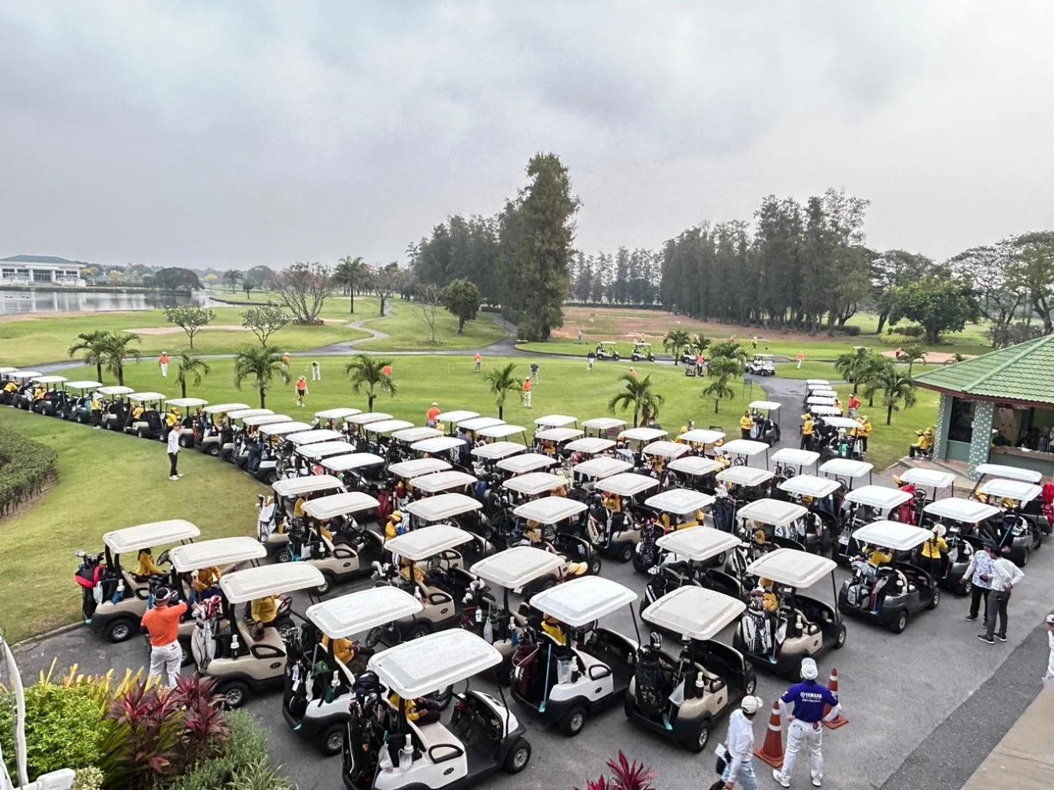 Golfcourse in View Dee BKK Airport Residence