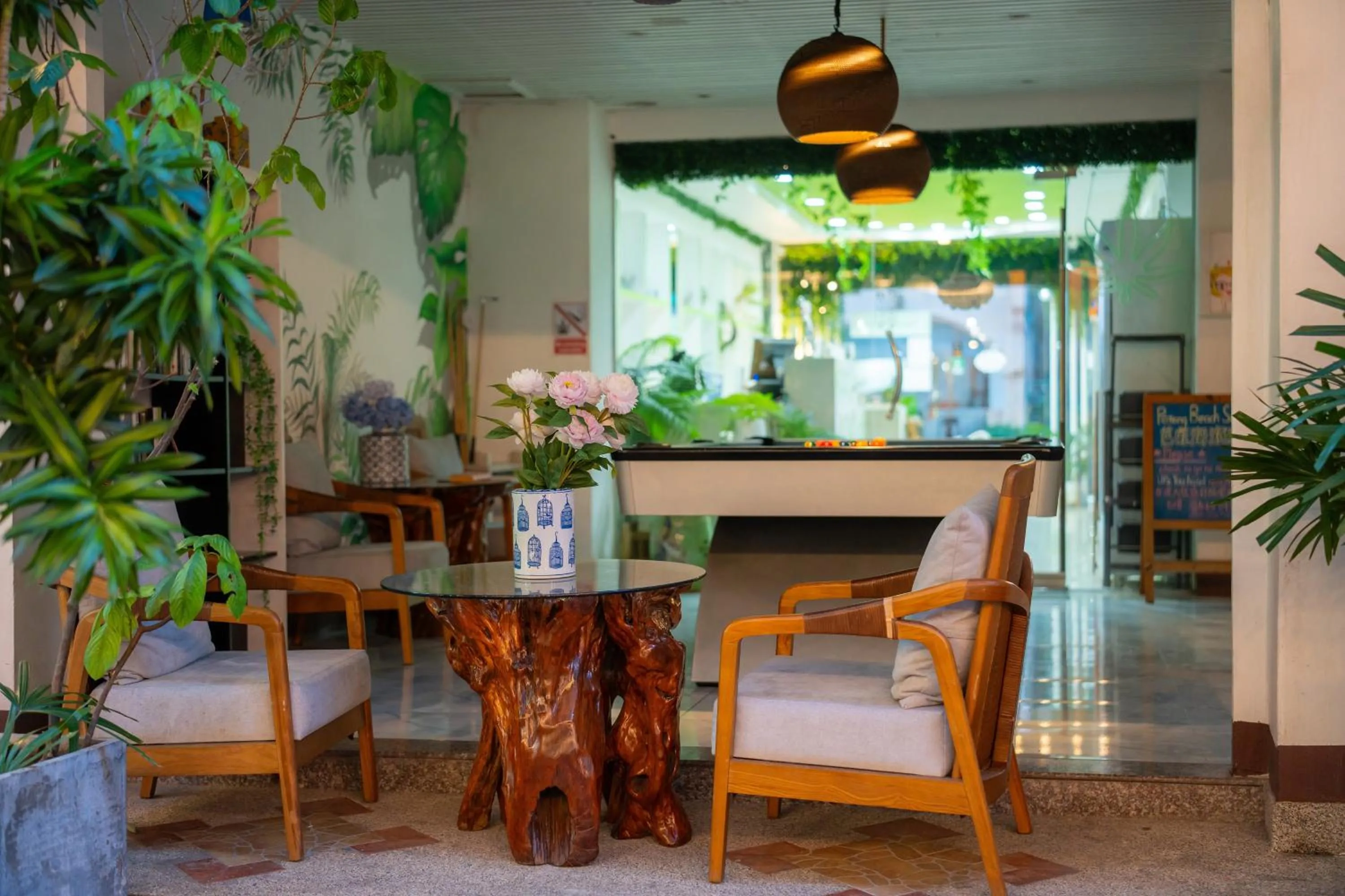 Patong Beach Side Hotel