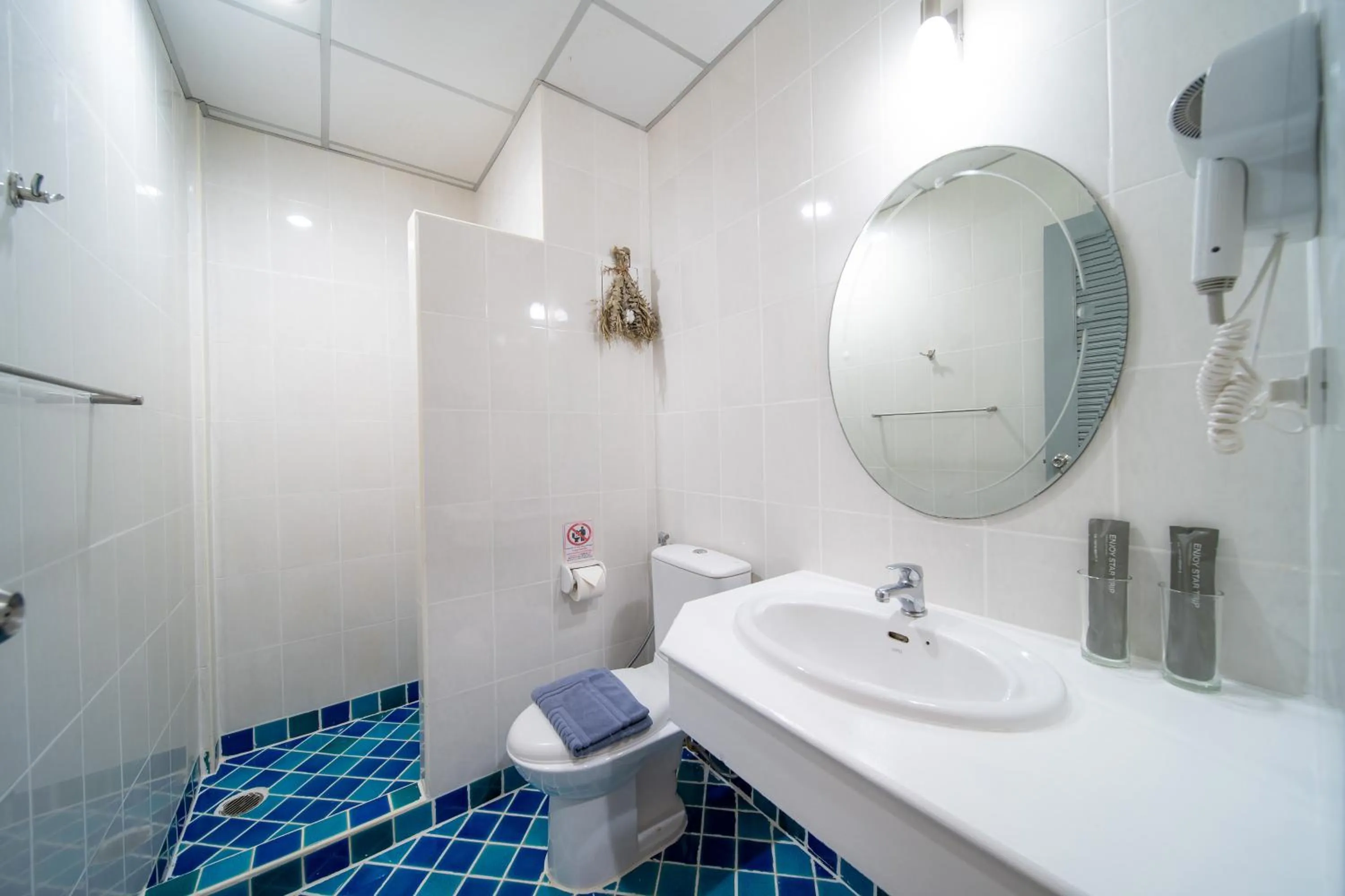 Patong Beach Side Hotel