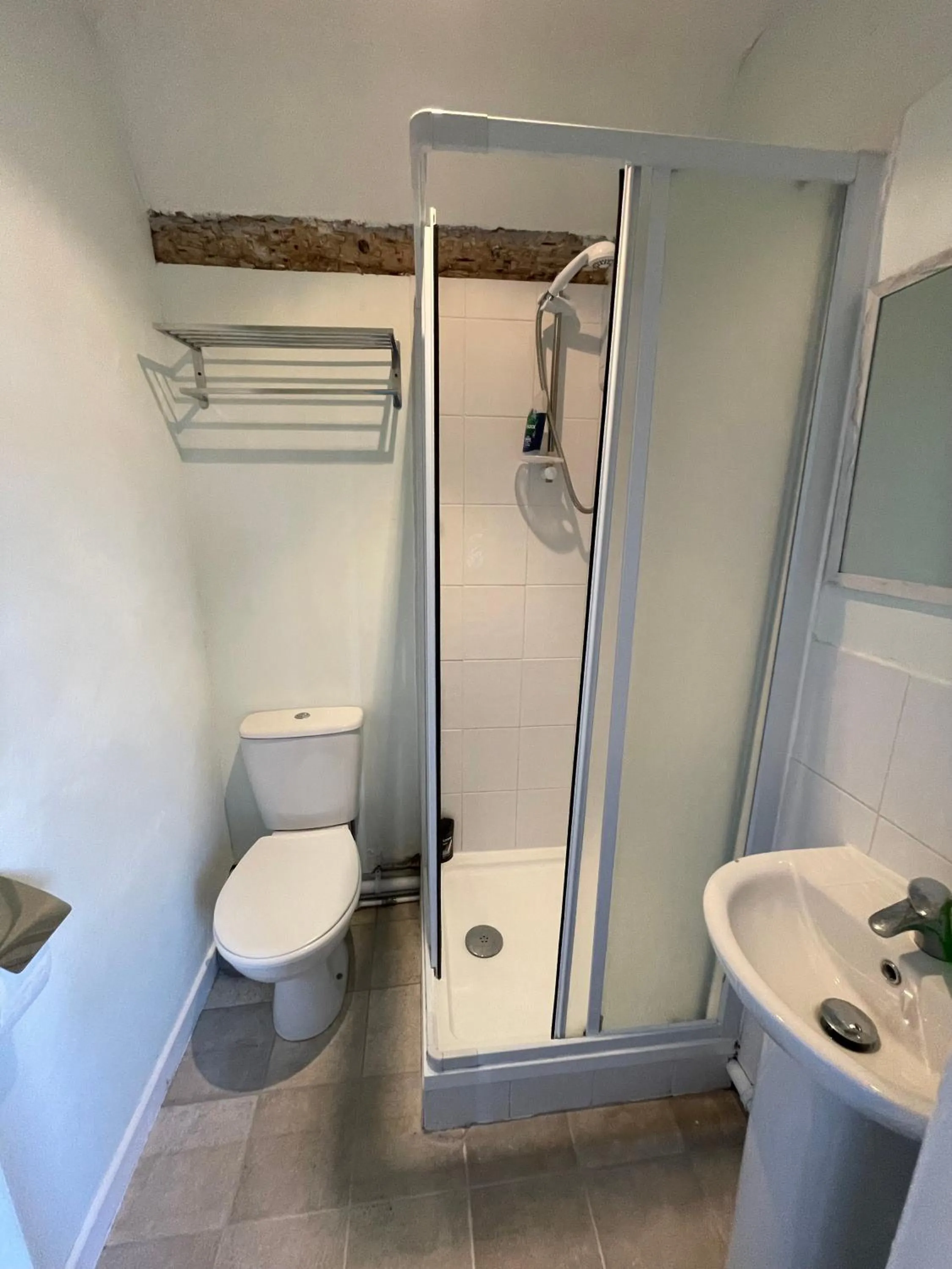 Shower in The Bridge Street Historic Guest House