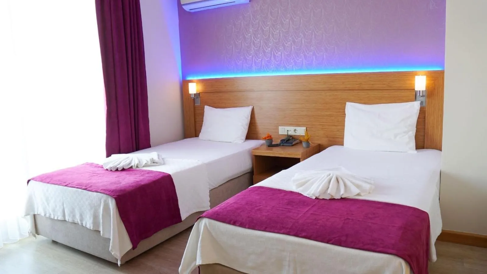 Bed in Siriusmi Hotel