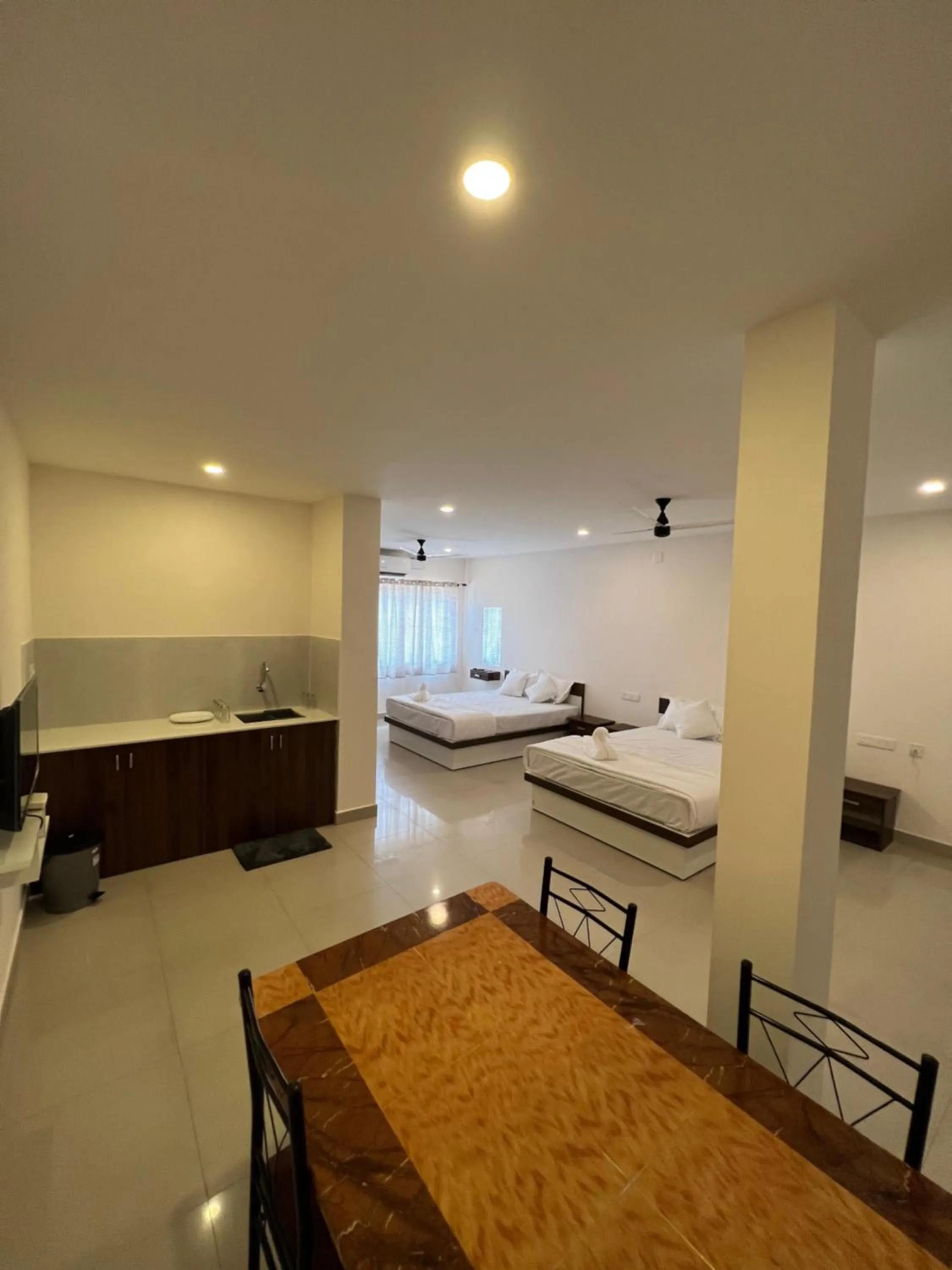 Deluxe Double or Twin Room in Heres Haut Residency