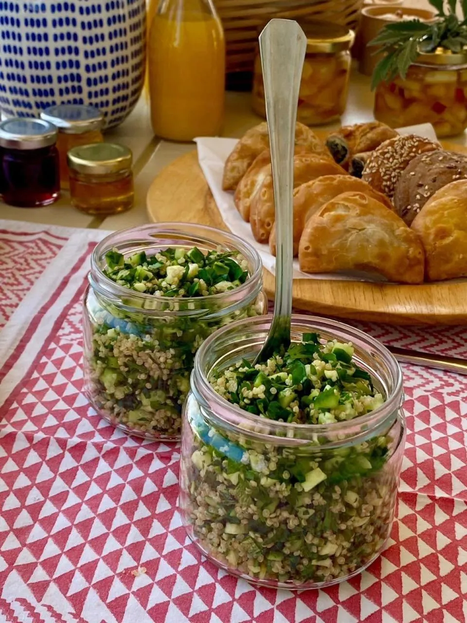 Breakfast in Villa Iokasti