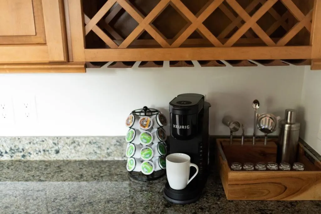 Relaxing 5-Bedroom Villa with Outdoor Oasis