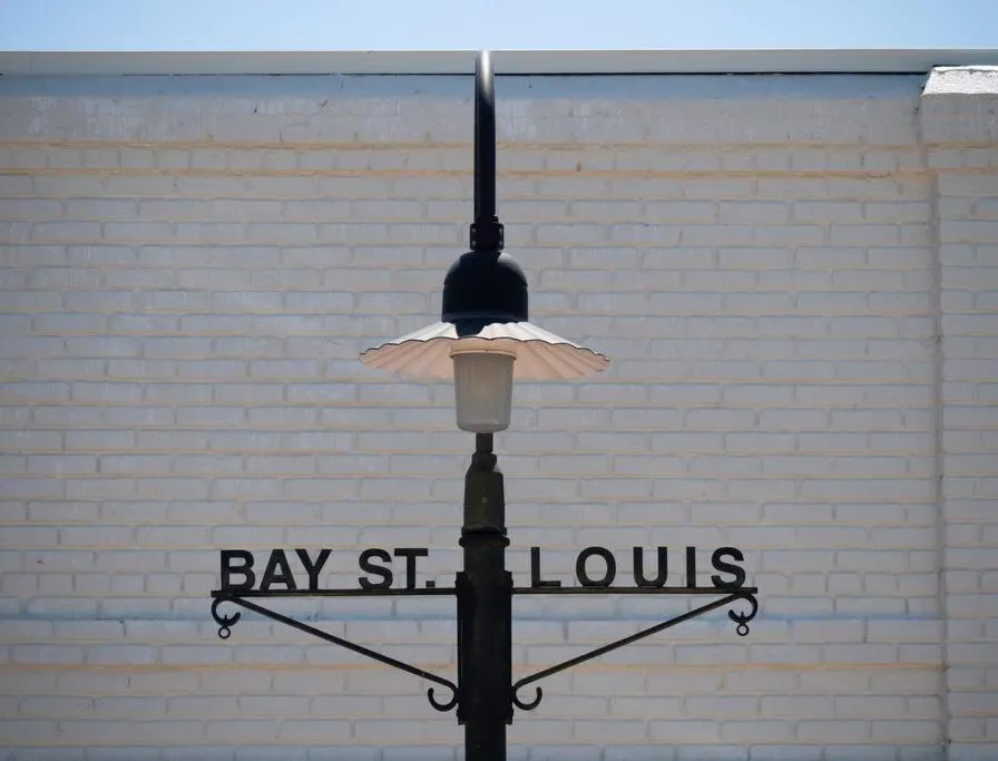 Relaxing 5-Bedroom Villa with Outdoor Oasis