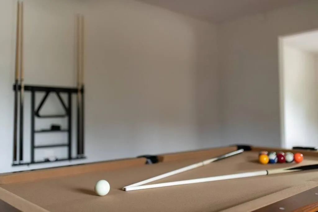 Relaxing 5-Bedroom Villa with Outdoor Oasis