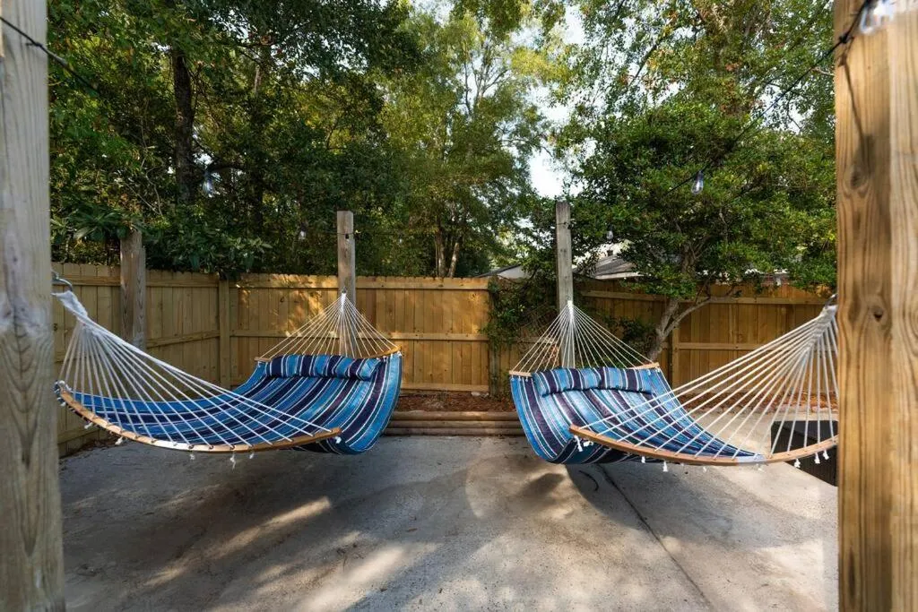 Relaxing 5-Bedroom Villa with Outdoor Oasis