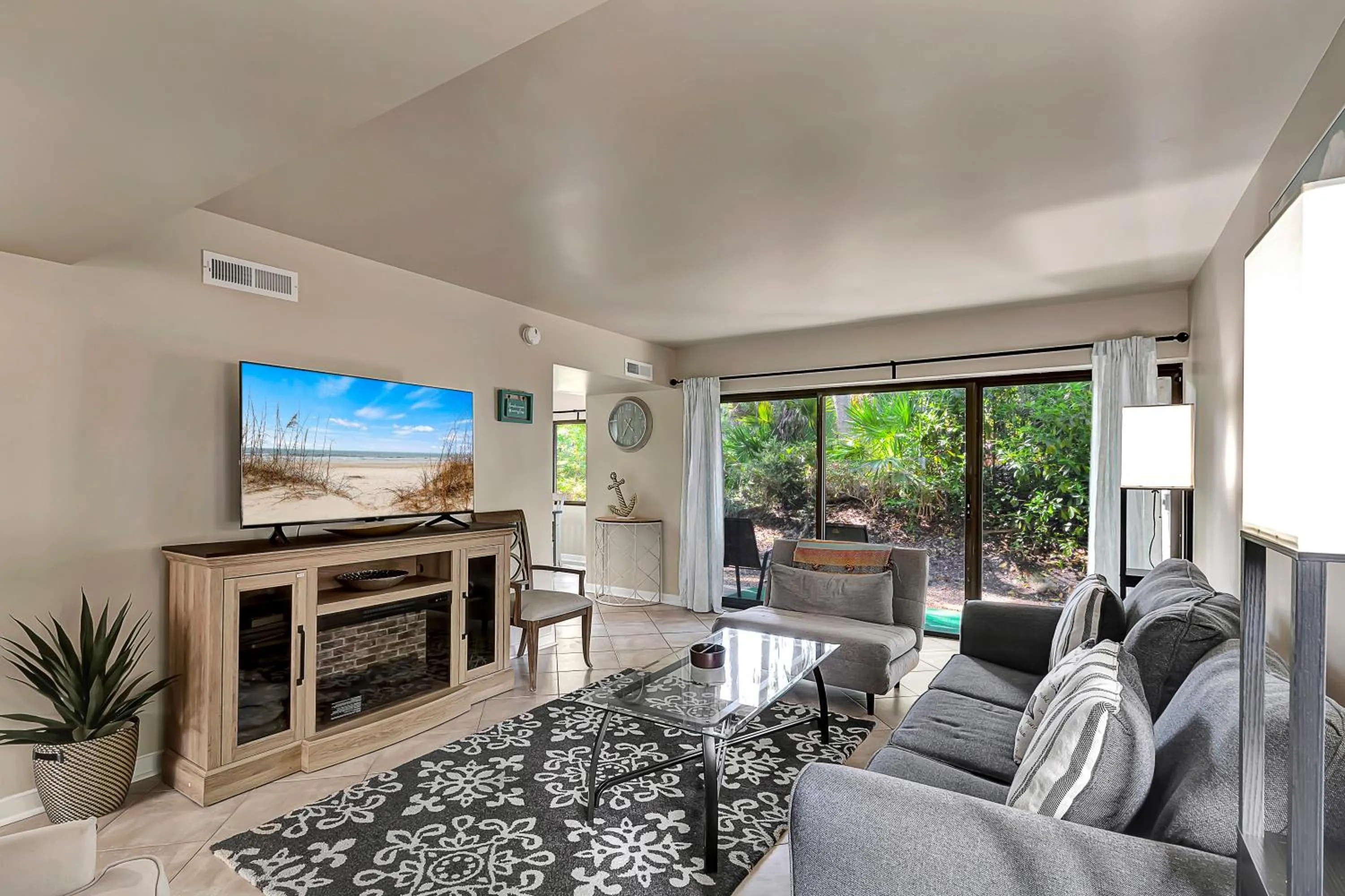 Property building in Treetops 6101