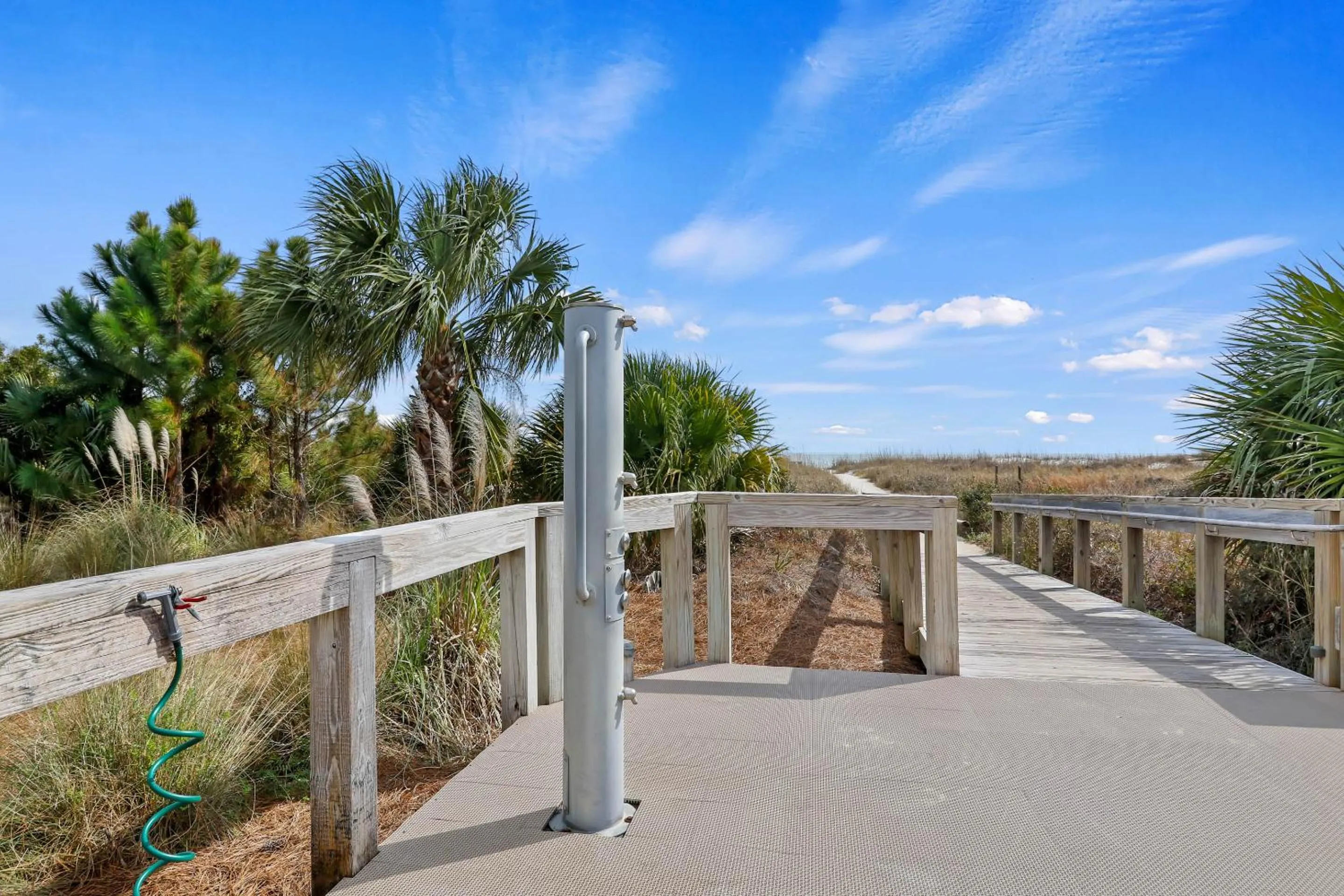 Property building in Treetops 6101