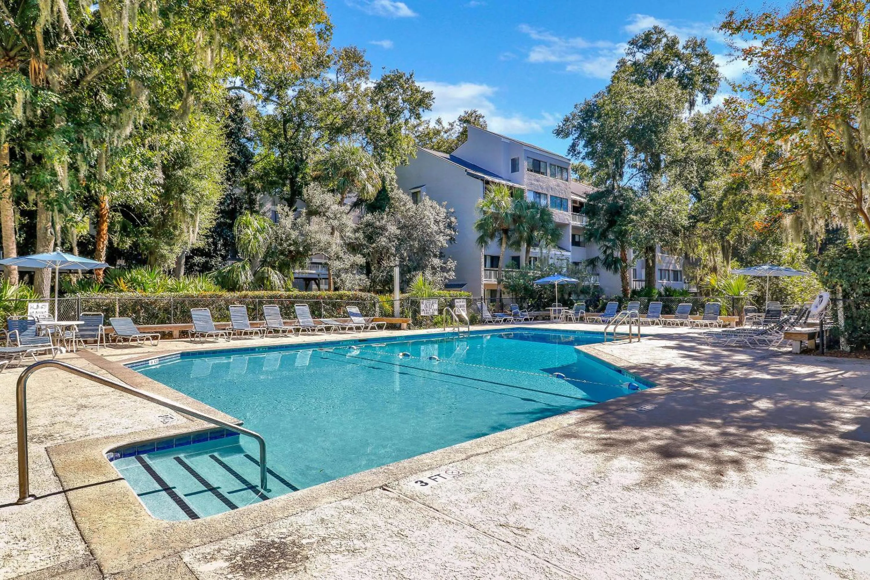 Property building in Treetops 6101