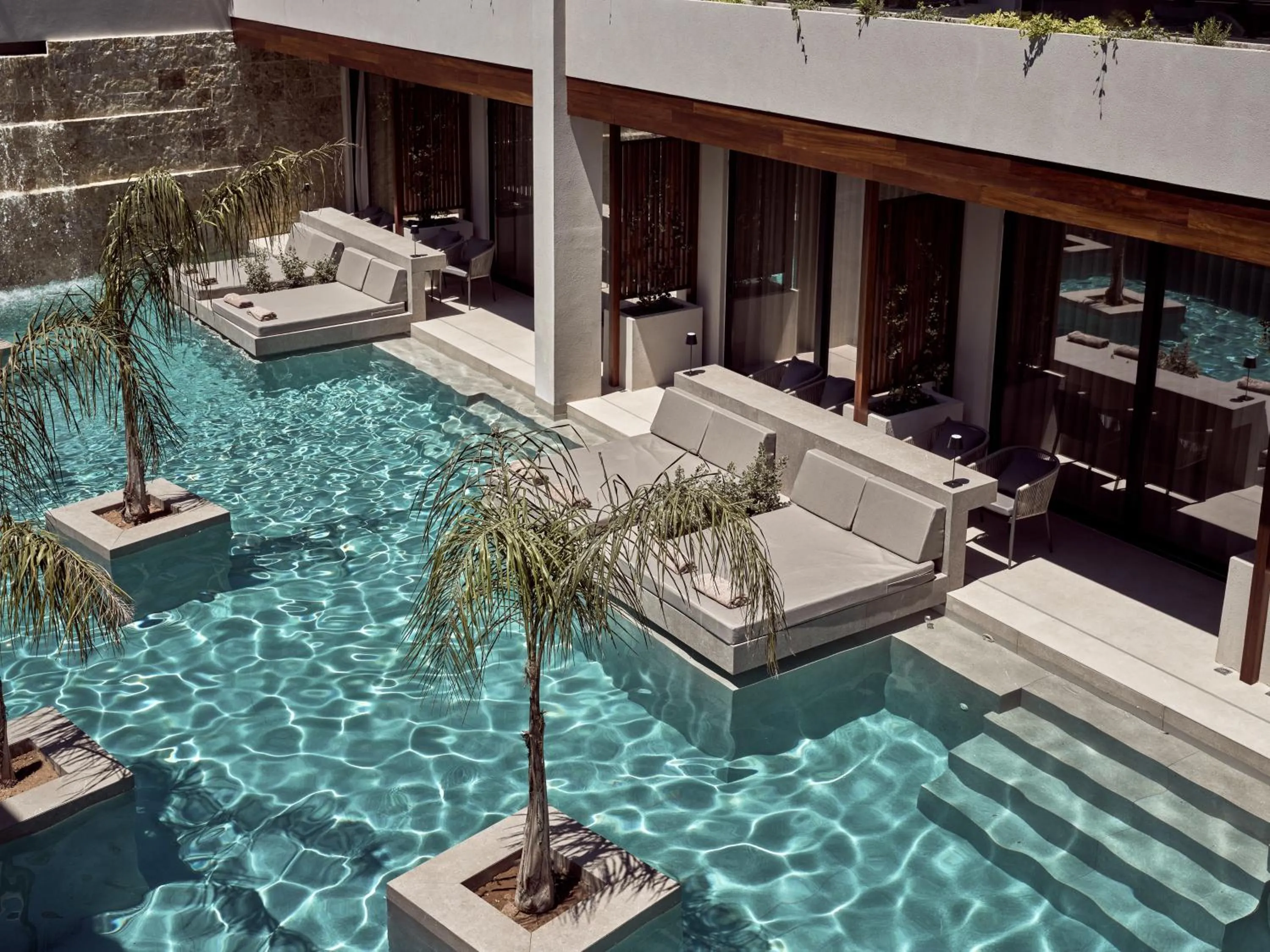 Swimming pool in Contessina Hotel