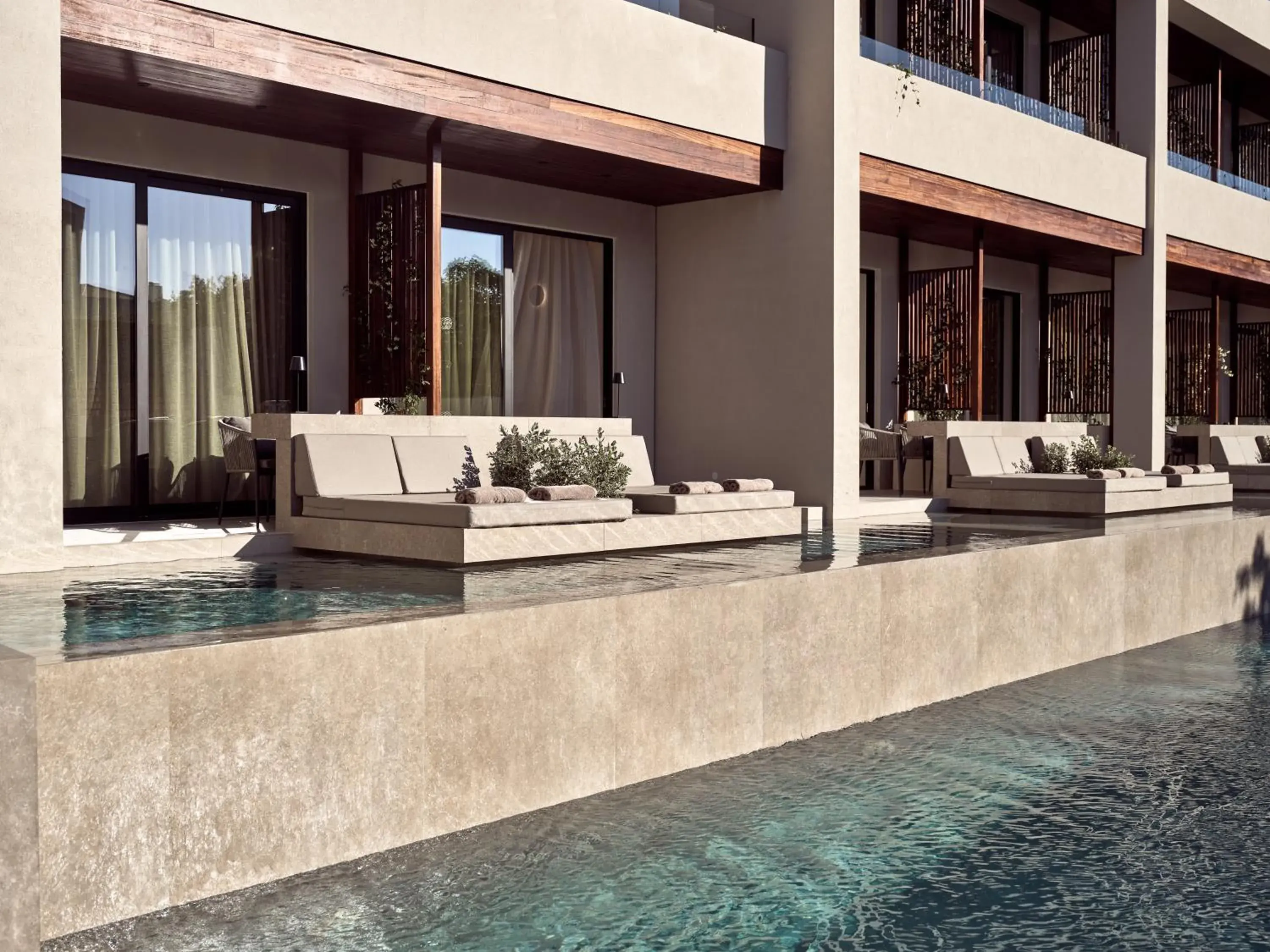 Swim Up Pool Suite in Contessina Hotel Swim Up Pool Suite in Contessina Hotel