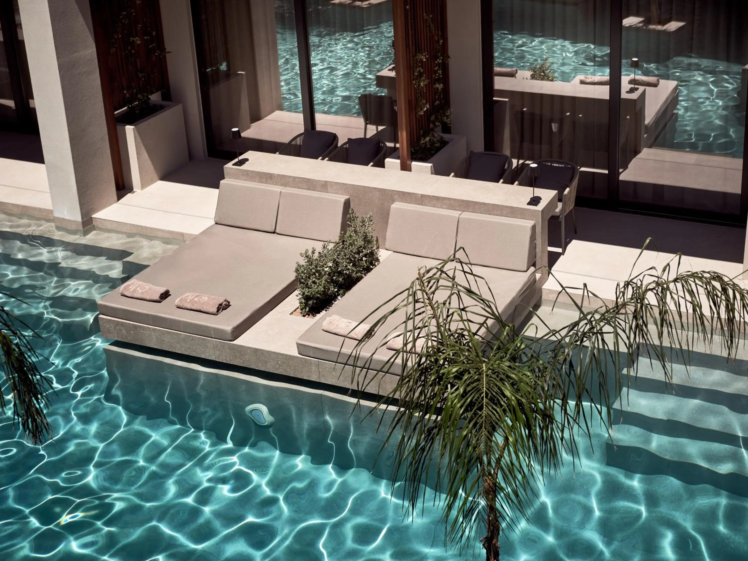 Swimming pool in Contessina Hotel