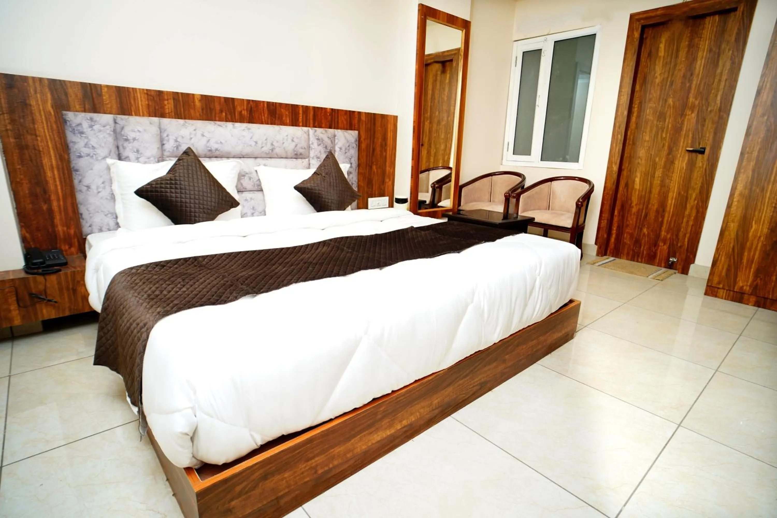 Bed in HOTEL ARSH RFESIDENCY